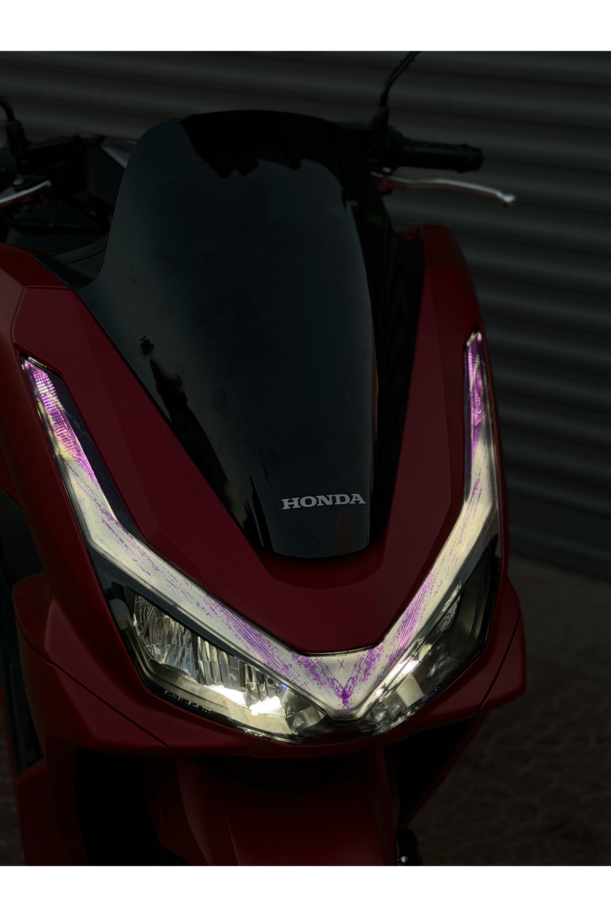 Honda PCX Deluxe için Desenli Far Filmi Far Tasarım Sticker (2025-2026 Yılları Uyumlu)