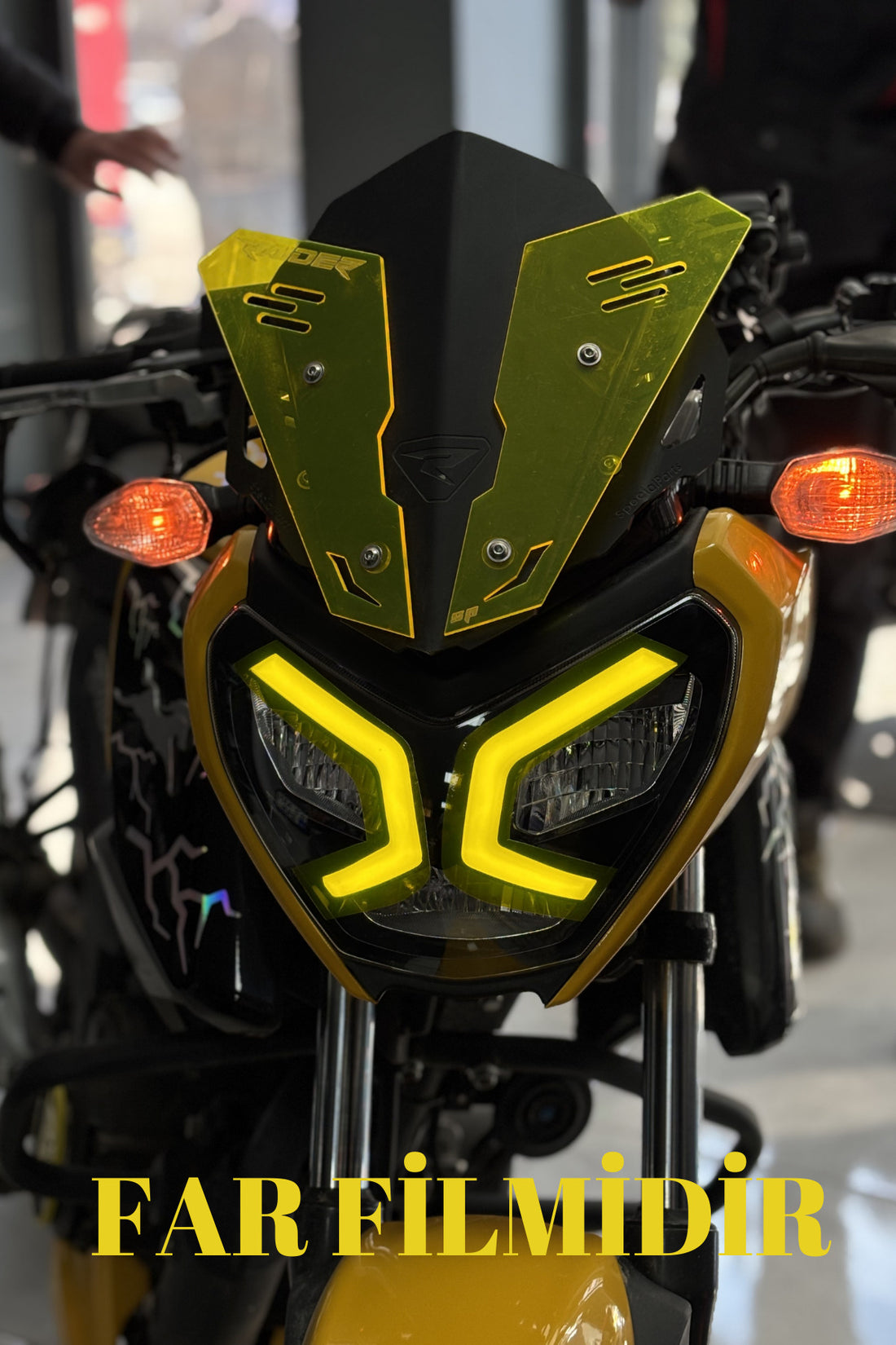 TVS Raider Gündüz Farı için Renkli Far Filmi Sticker