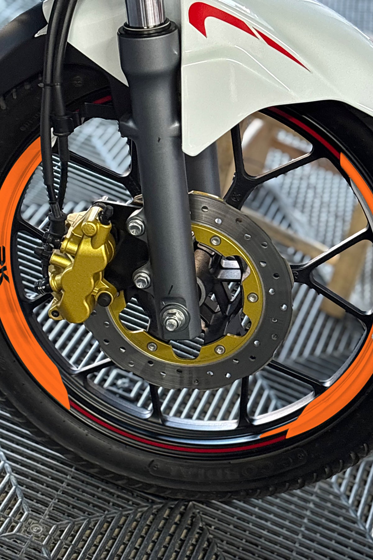 RKS RK125 için 8 Parça RK Yazılı Çeyrek Karşılıklı Jant Şeridi (Ön ve Arka Yeterli)