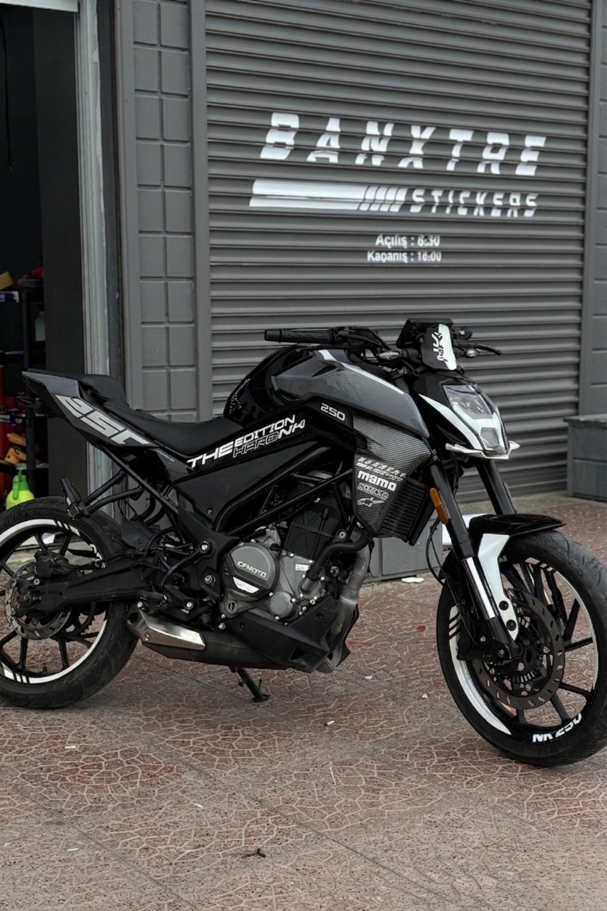 CFMOTO NK250 için 28 Parça Komple Sticker Seti (Sağ ve Sol)