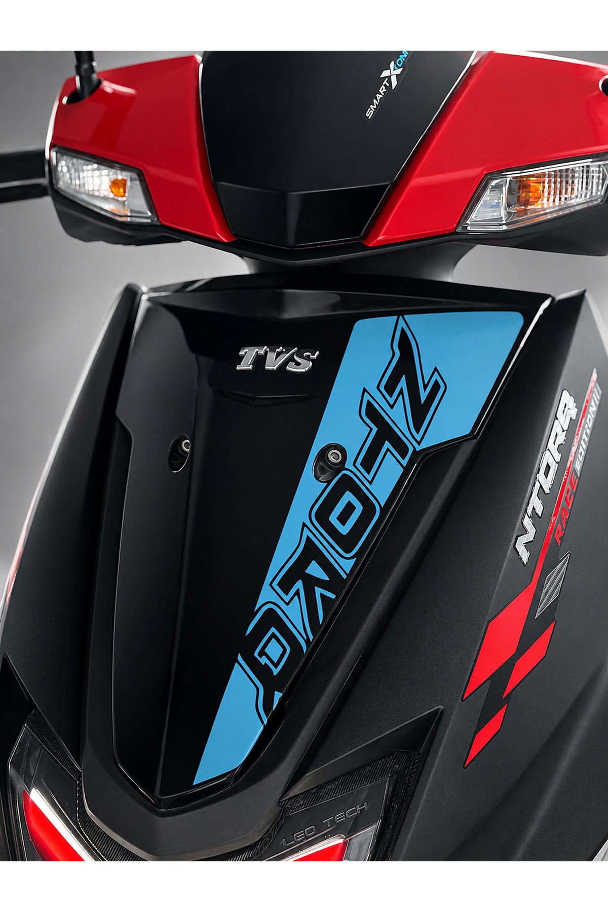 TVS Ntorq 125 için Ön Panel için NTORQ Yazılı Parça Detay Dekor Sticker