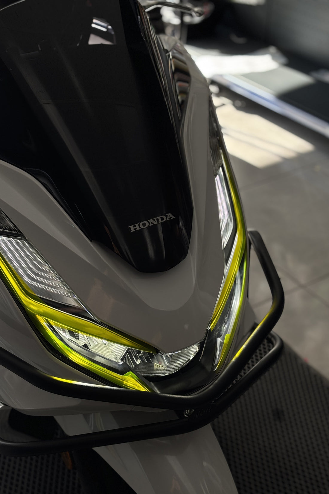 Honda PCX Gündüz Led için Far Tasarım Folyosu Sticker