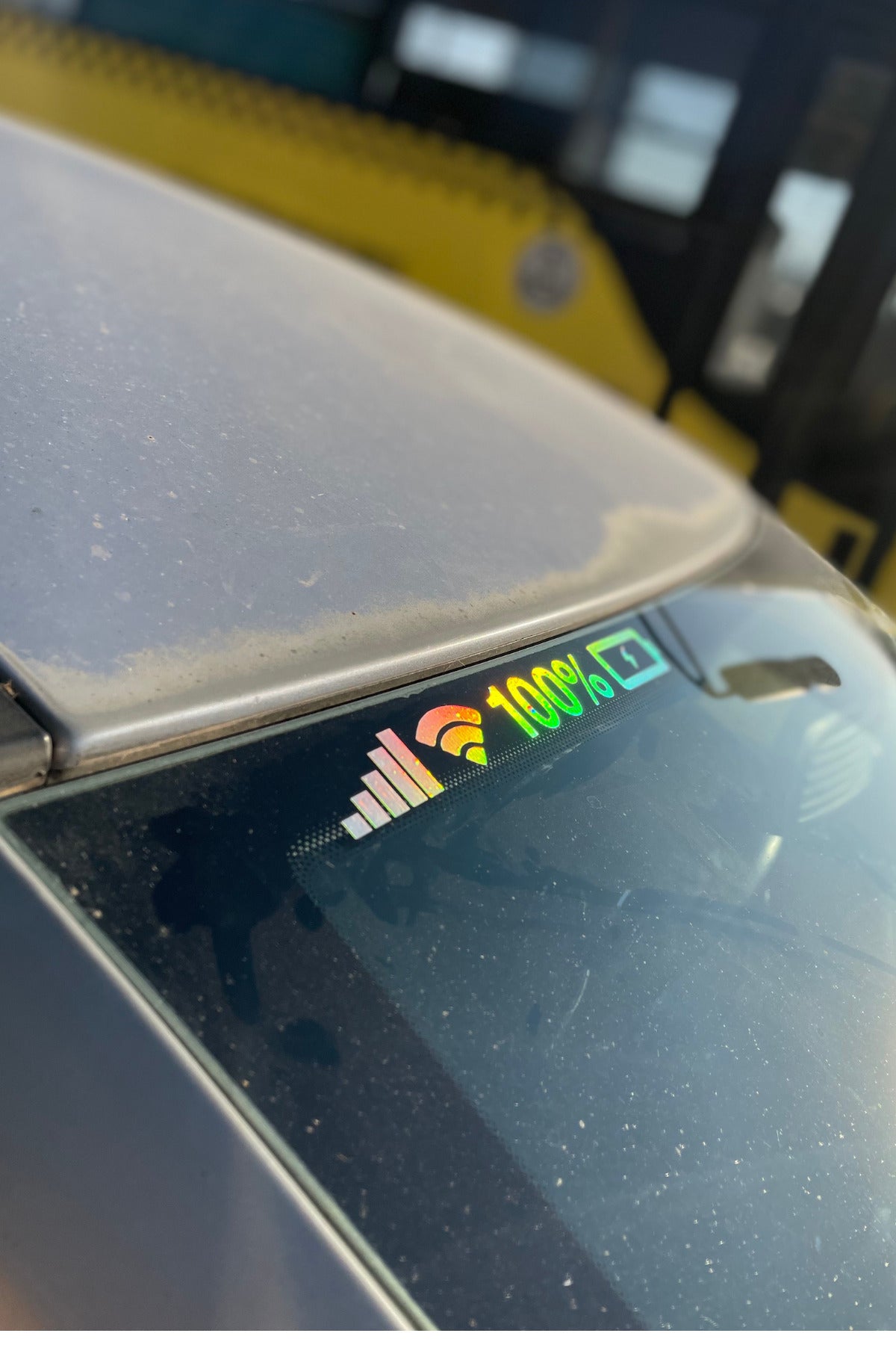 Araba Camı için Hologramlı Renk Değiştiren Pil-Wifi Sticker Etiket 20CMx3CM (1 Adet)