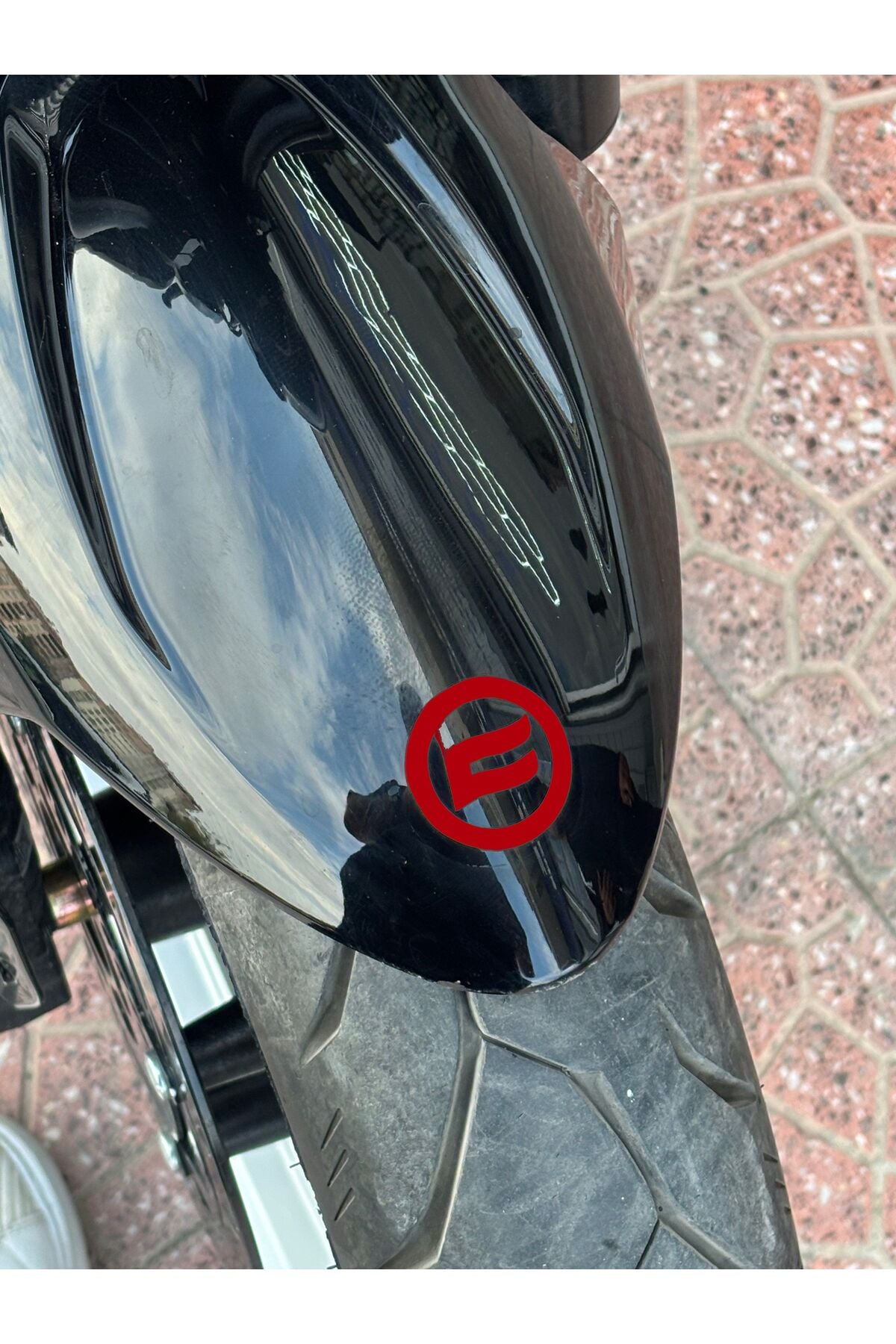 CFMOTO Ön Çamurluk için 3.5CMX3.5CM Logo Sticker Etiket (1 Adet)
