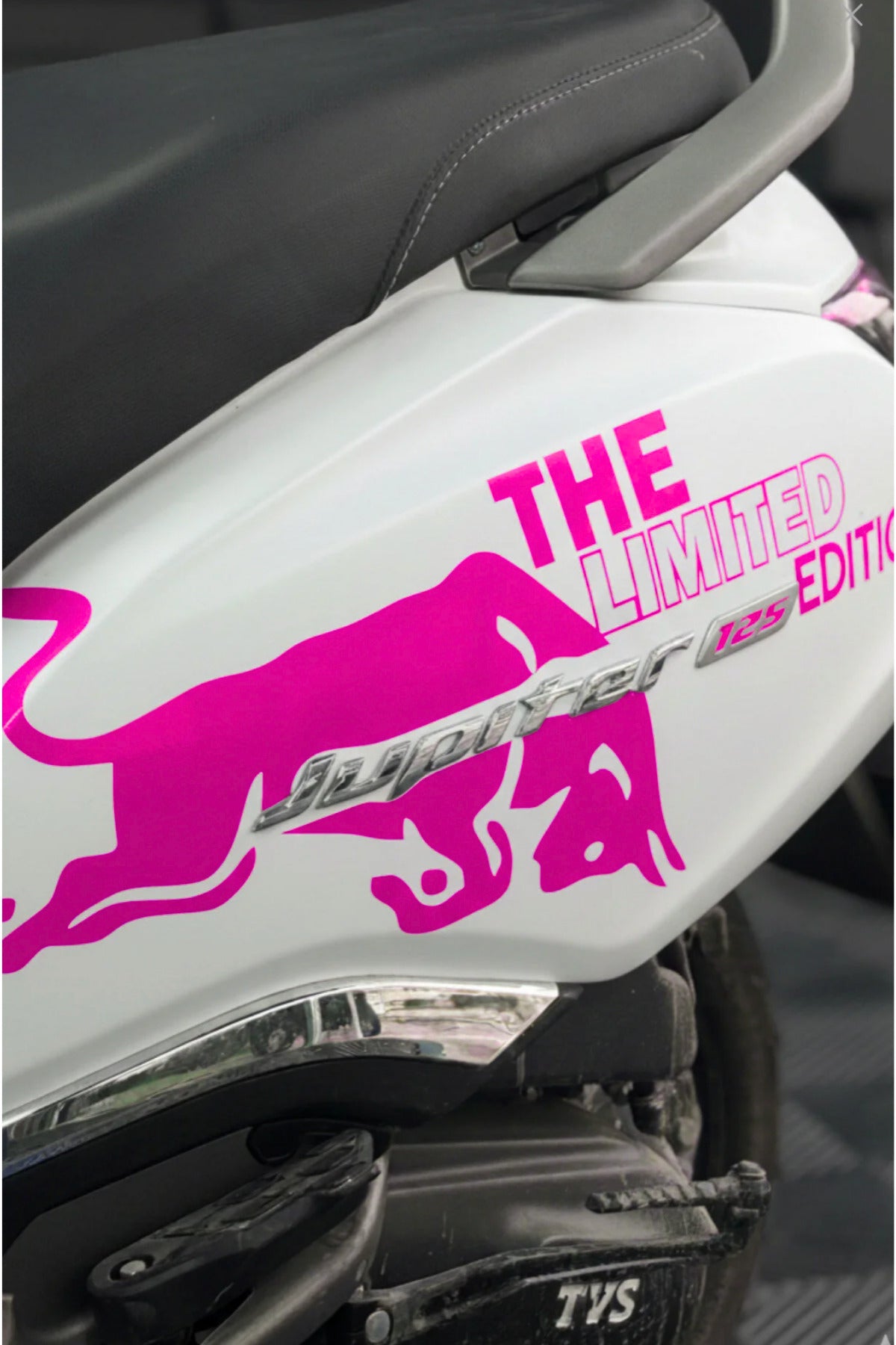 TVS Jupiter 125 için The Limited Edition Sticker Seti