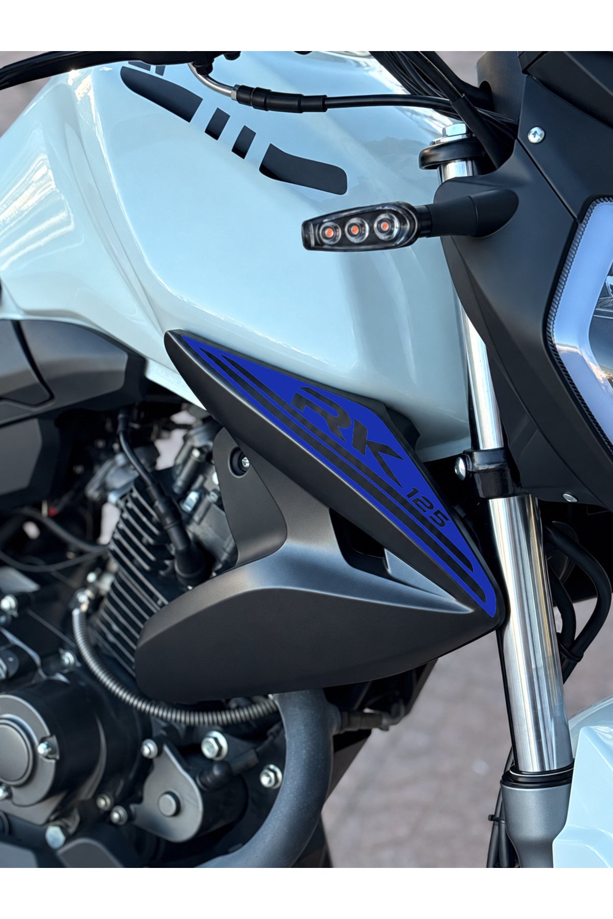 RKS RK125 için Yan Drenajlara Uyumlu RK 125 Sticker Etiket (Sağ ve Sol)