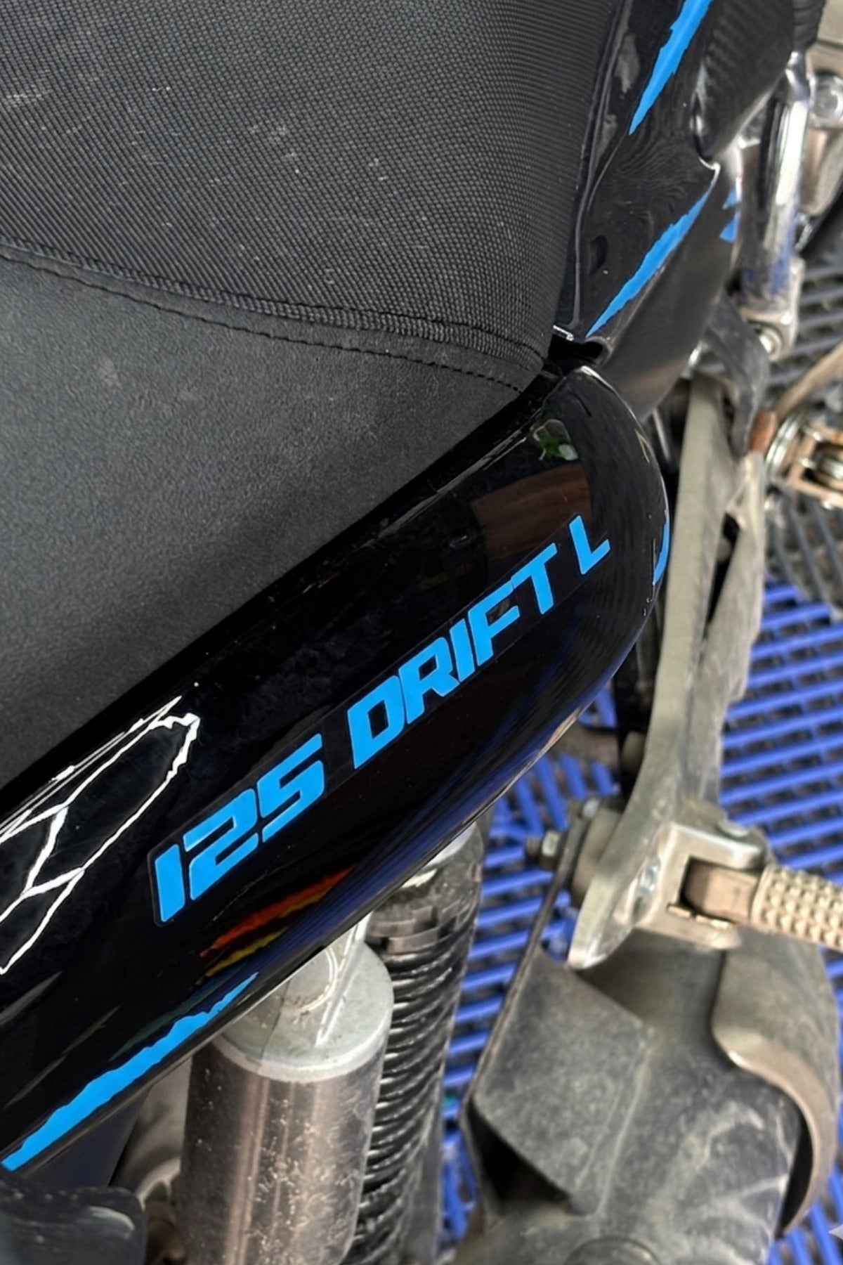 Mondial Drift-L için Orijinal 125 Drift-L Yazı Sticker