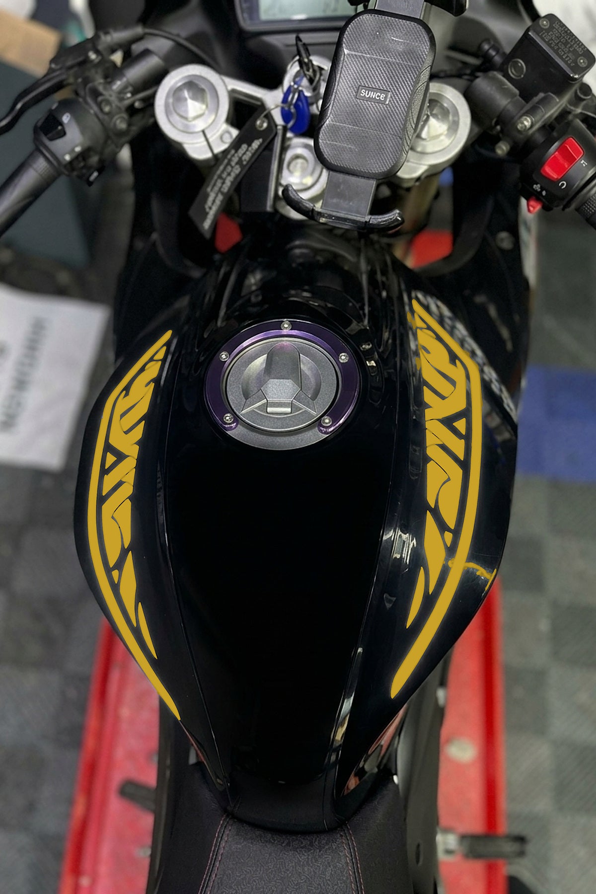RKS SRK125R Motosiklet için Depo Üstü Tribal Dövme Sticker (Sağ ve Sol )