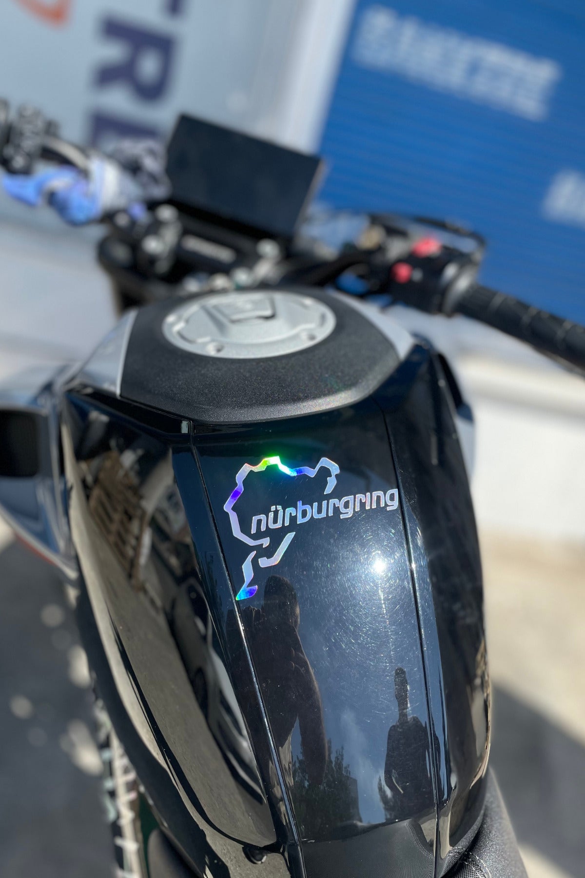 Araba-Motor-Kask için Hologramlı Renk Değiştiren Nürburgring Pist Sticker Etiket 10CMx7CM (1 Adet)