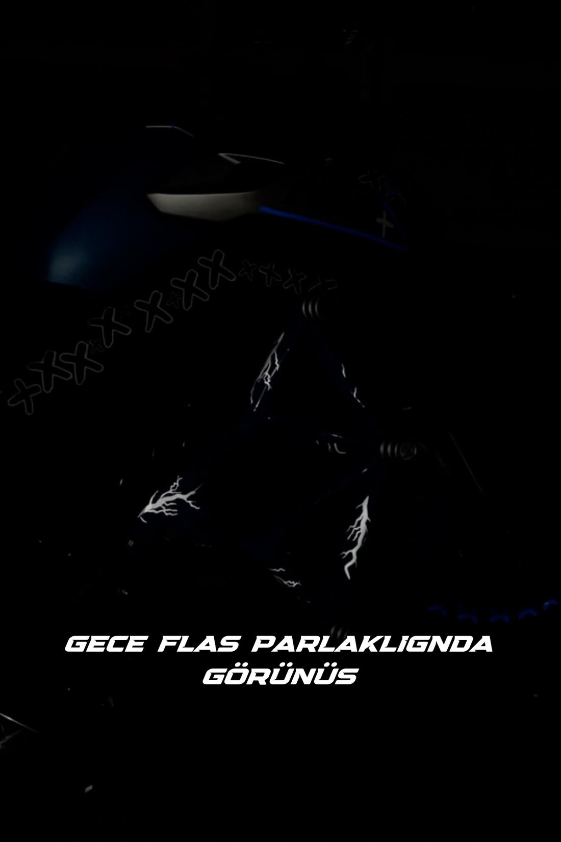 Motor ve Koruma Demiri için Gece Parlayan Reflektör Beyaz Şimşek Yıldırım Sticker Etiket (8'li Set)