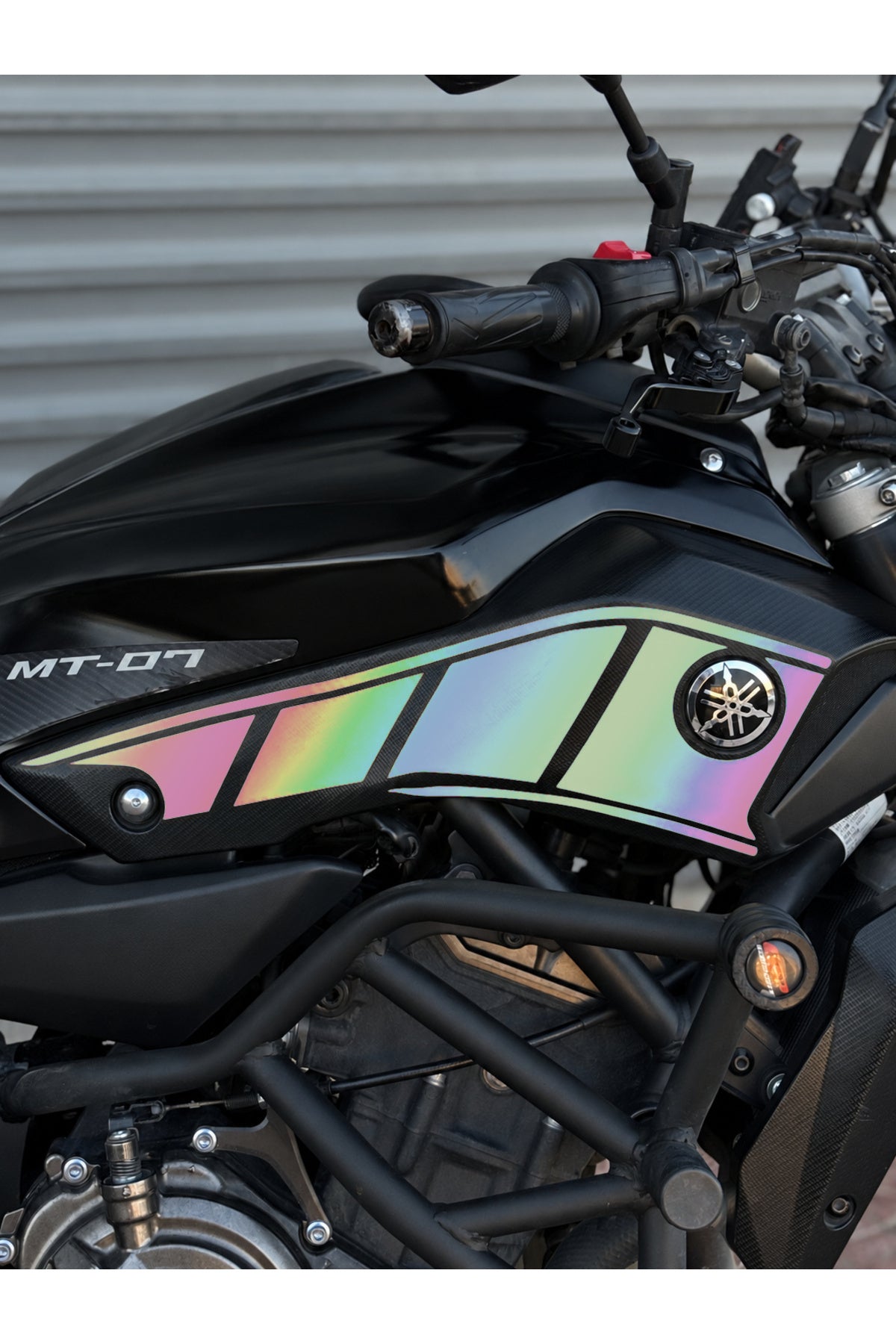 Yamaha MT-07 İÇİN Yan Plastik Panellere Uyumlu Grenaj Sticker (Sağ ve Sol) (2014-2017 Yılları Arası)