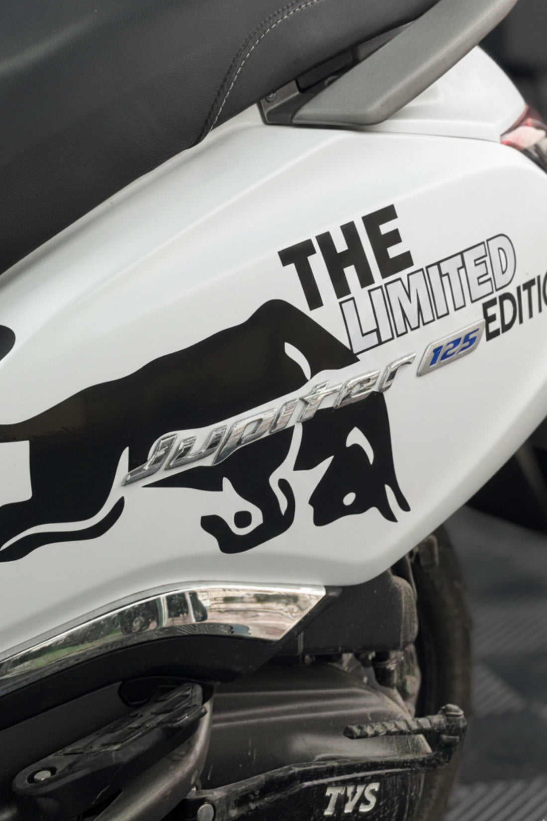 TVS Jupiter 125 Uyumlu The Limited Edition Desenli Sticker Seti (Sol Taraf)(Sadece Jupiter Uyumlu)