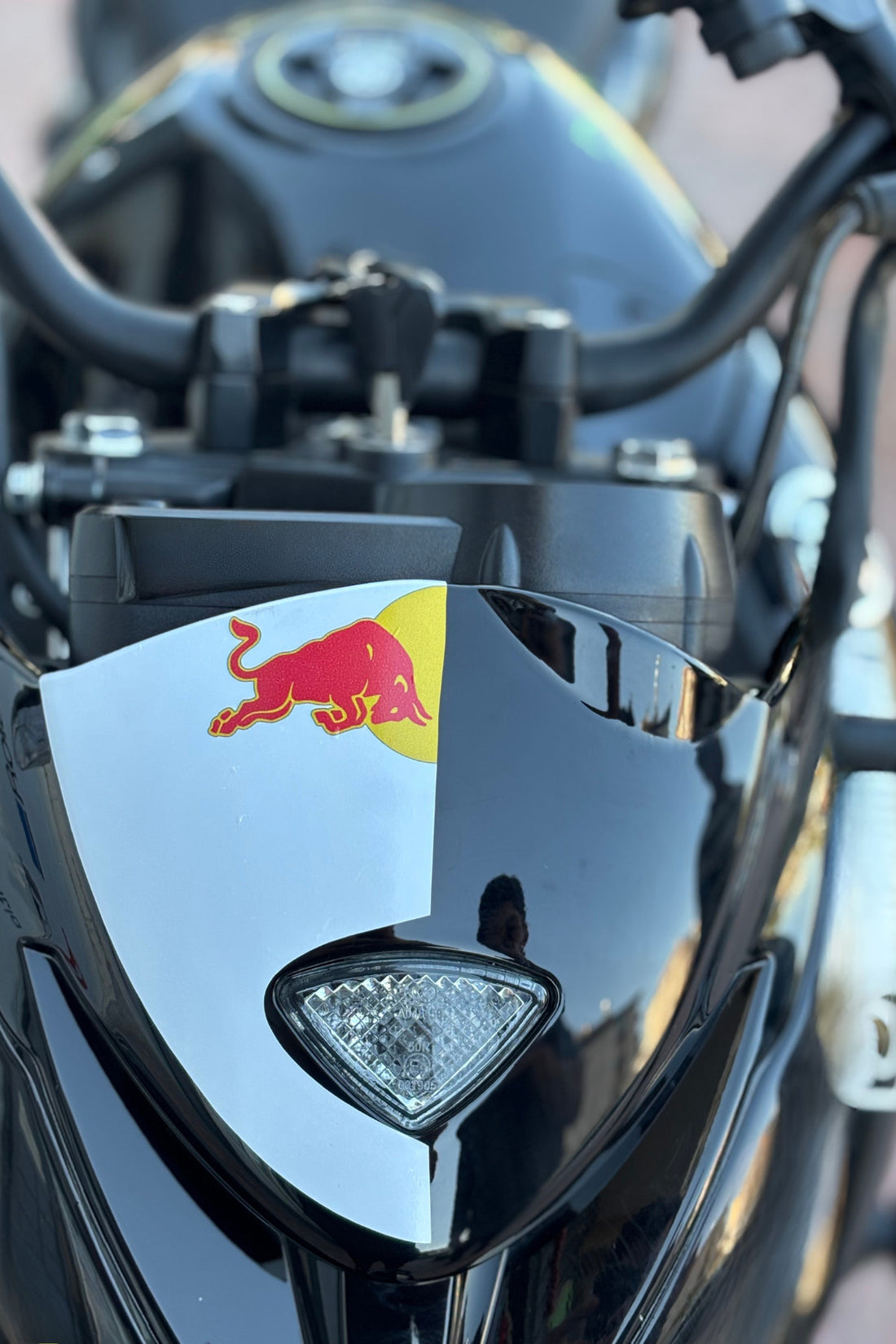 Mondial Drift-L için Baskılı Boğa Enerji Desenli Kafa Sticker Etiket
