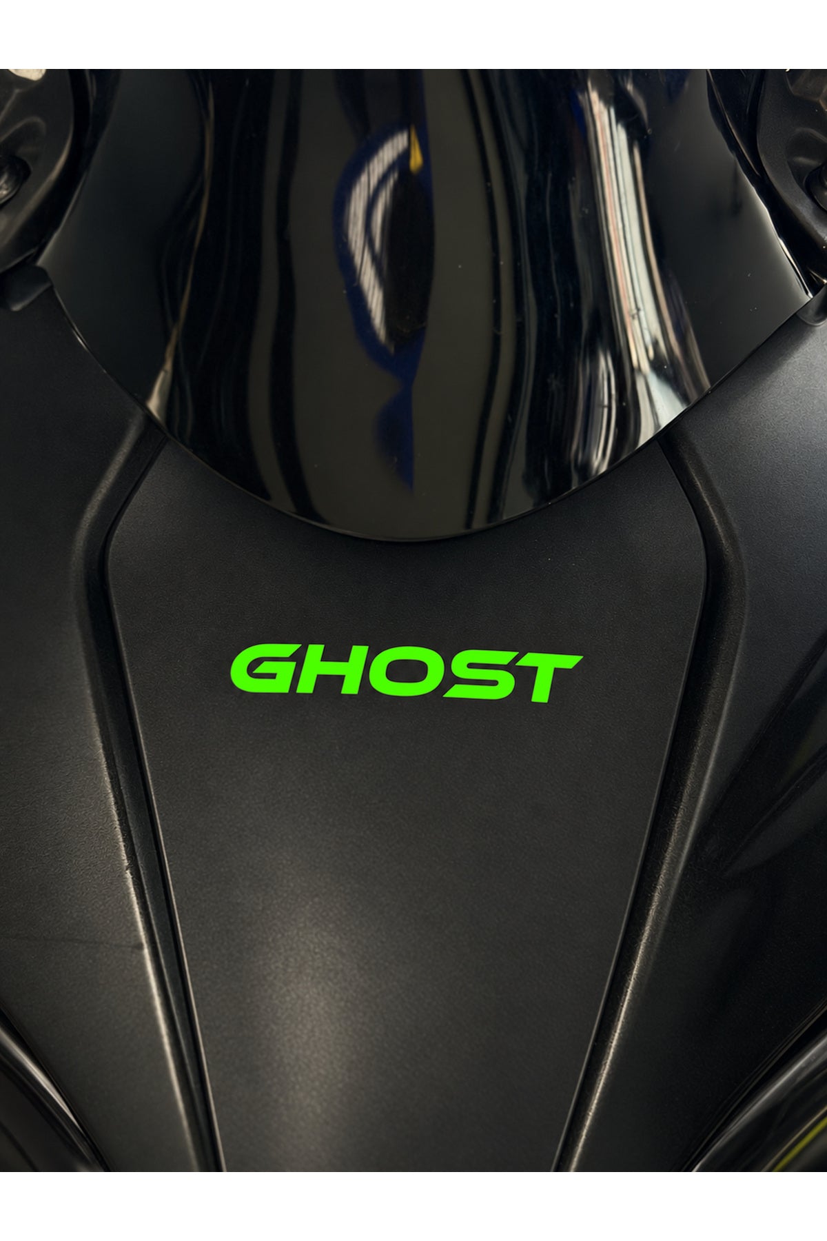 450SR Ön Grenaj için GHOST (Hayalet) Yazı Sticker Etiket (7CM)