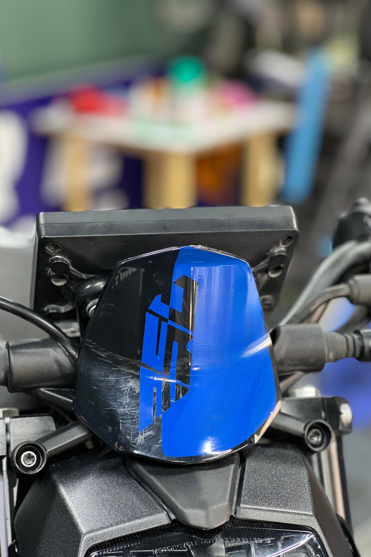 CFMOTO NK250 için Mavi Renk 250 Yazılı Kafa Detay Sticker