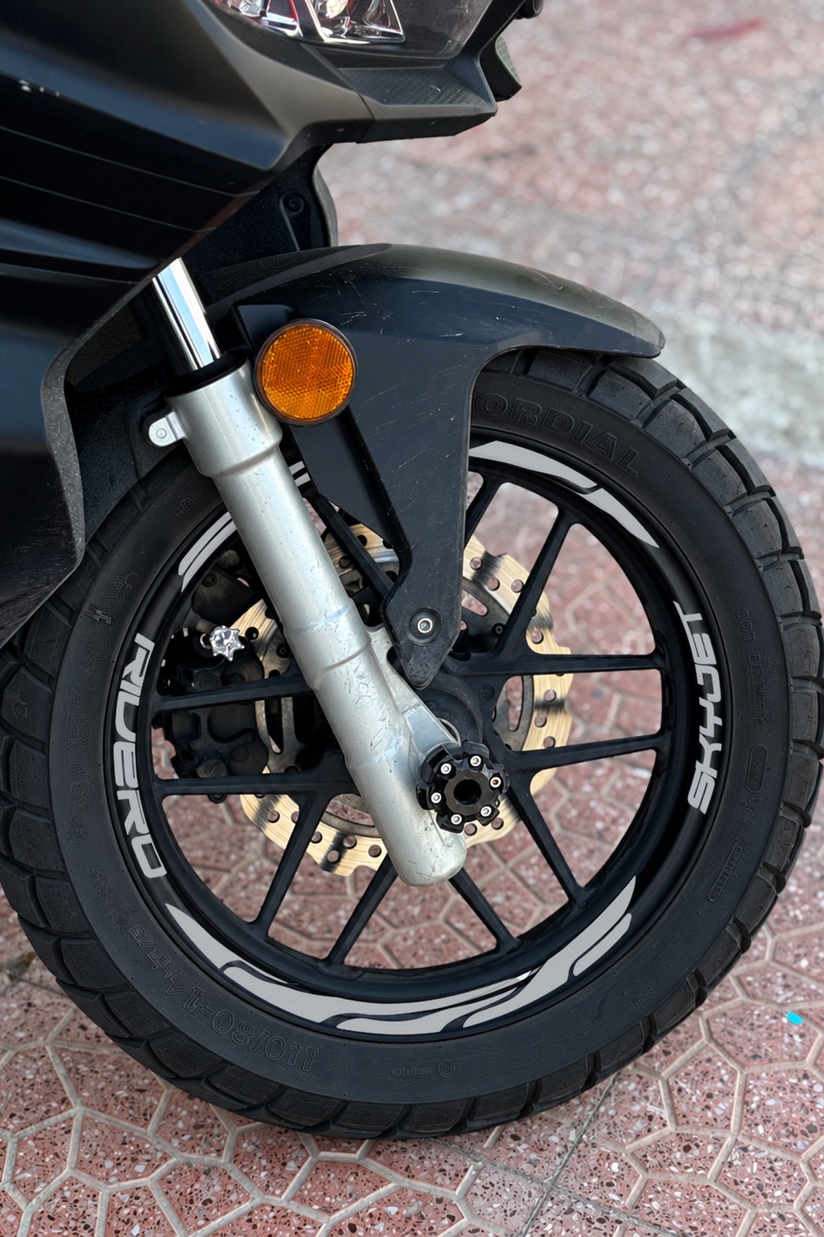 Skyjet Rivero Scooter için 16 Parça Jant Şeridi Sticker Seti (Ön-Arka Yeterli)
