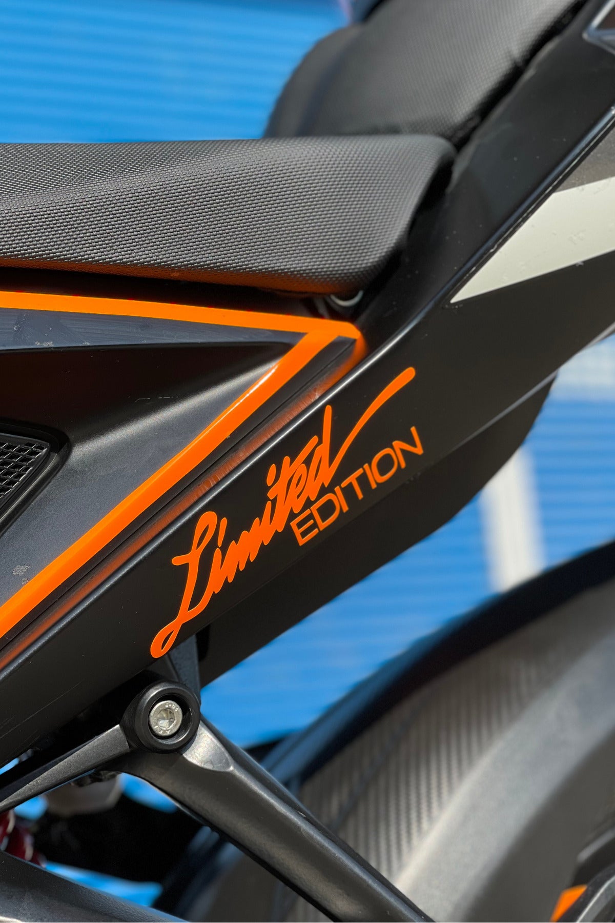 Araba-Kask-Motor için Orafol Neon Turuncu Limited Edition Sticker Etiket (1 Adet)