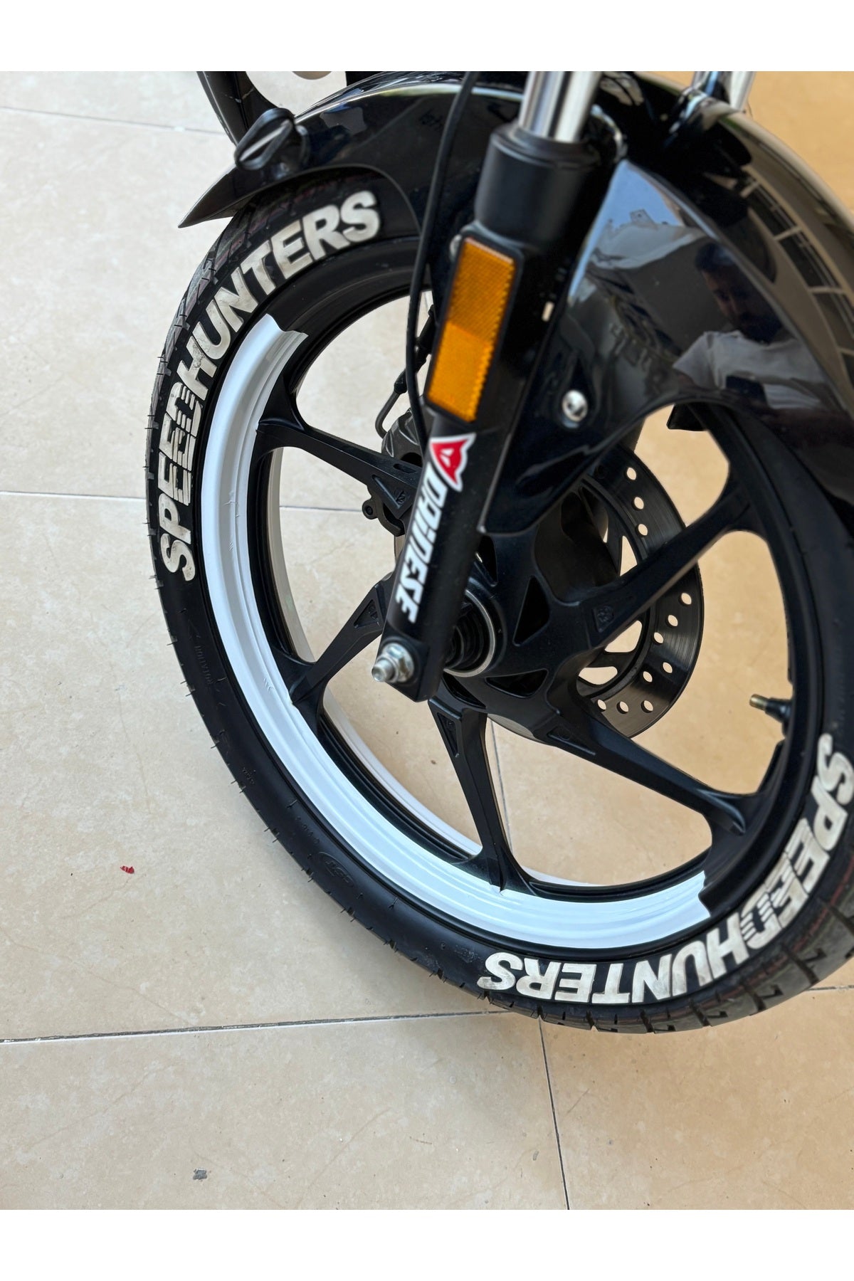 Motosiklet 17 Inch Jantlara Uyumlu Beyaz Renk Yarım Jant Şeridi (Tüm Jantlara Yetecek Kadar 4 Parça)