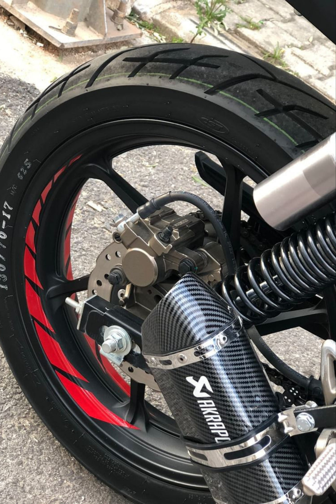 Dekoratif Kırmızı Jant Şeridi Sticker Motor için Jant Etiket Seti ( 8 Adet Jant Şeridi )
