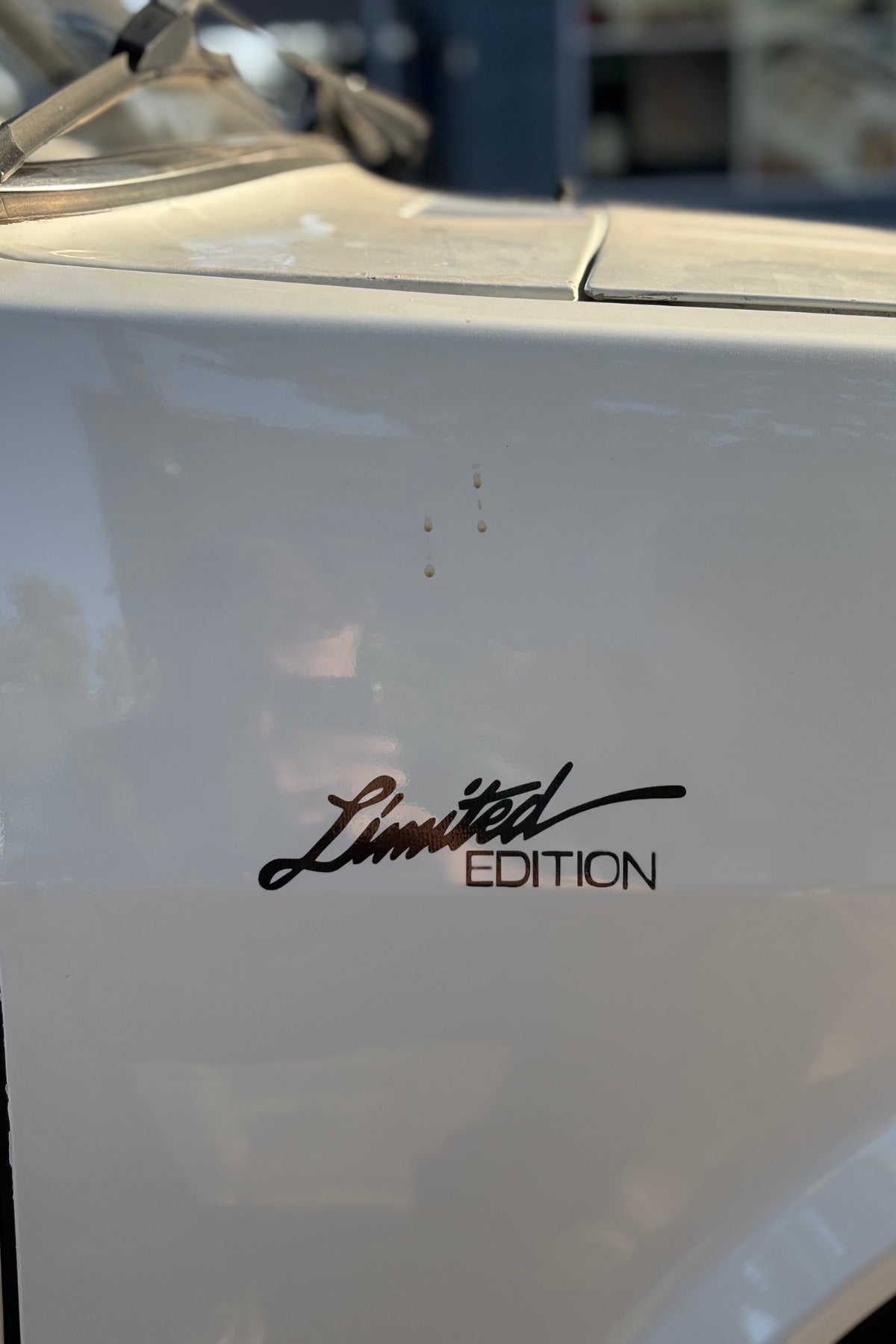 Motor-Araba-Kask için Siyah Renk Limited Edition Sticker Etiket (1 Adet)