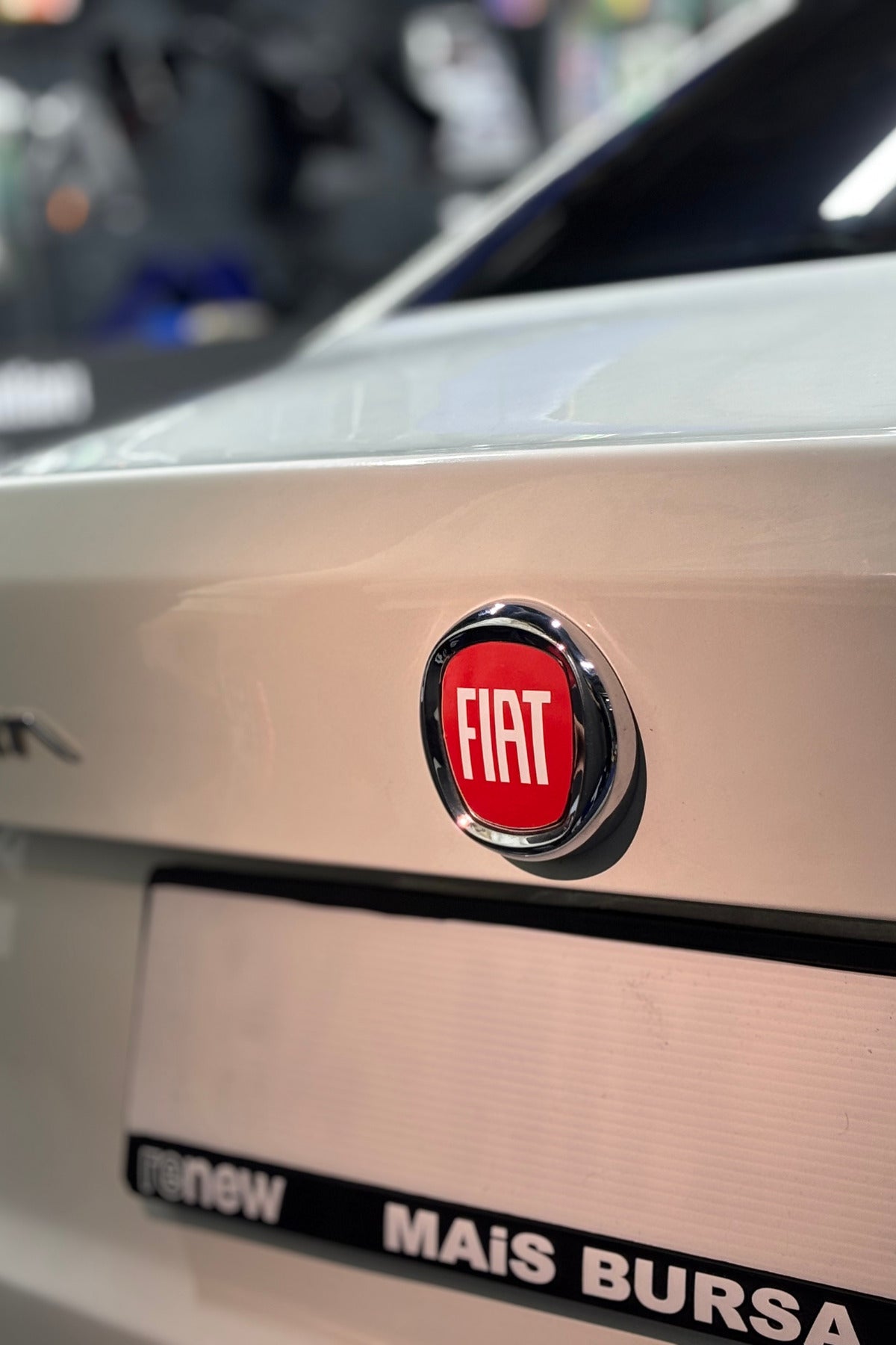 Fiat Egea için Uyumlu Logo için Tam Uyumlu Ön-Arka Sticker Seti