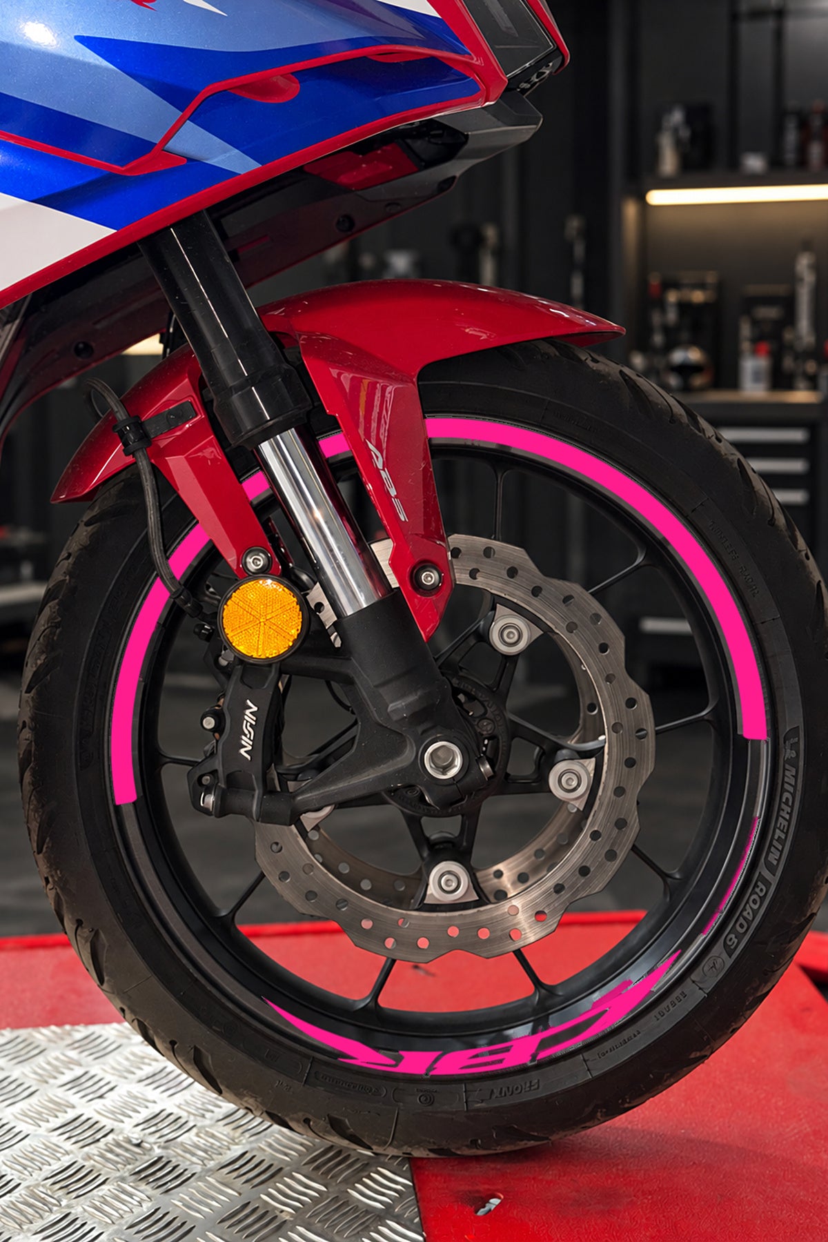 Honda CBR Motosiklet Grubu için CBR Yazılı Yarım Jant Şeridi Sticker Seti (Ön ve Arka Yeterli)