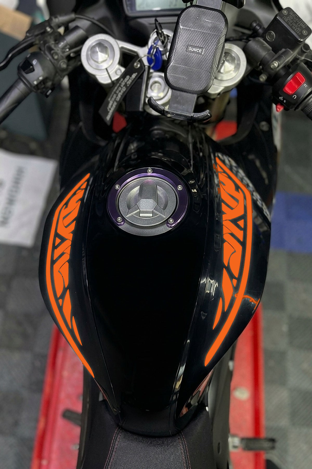 RKS SRK125R Motosiklet için Depo Üstü Tribal Dövme Sticker (Sağ ve Sol )
