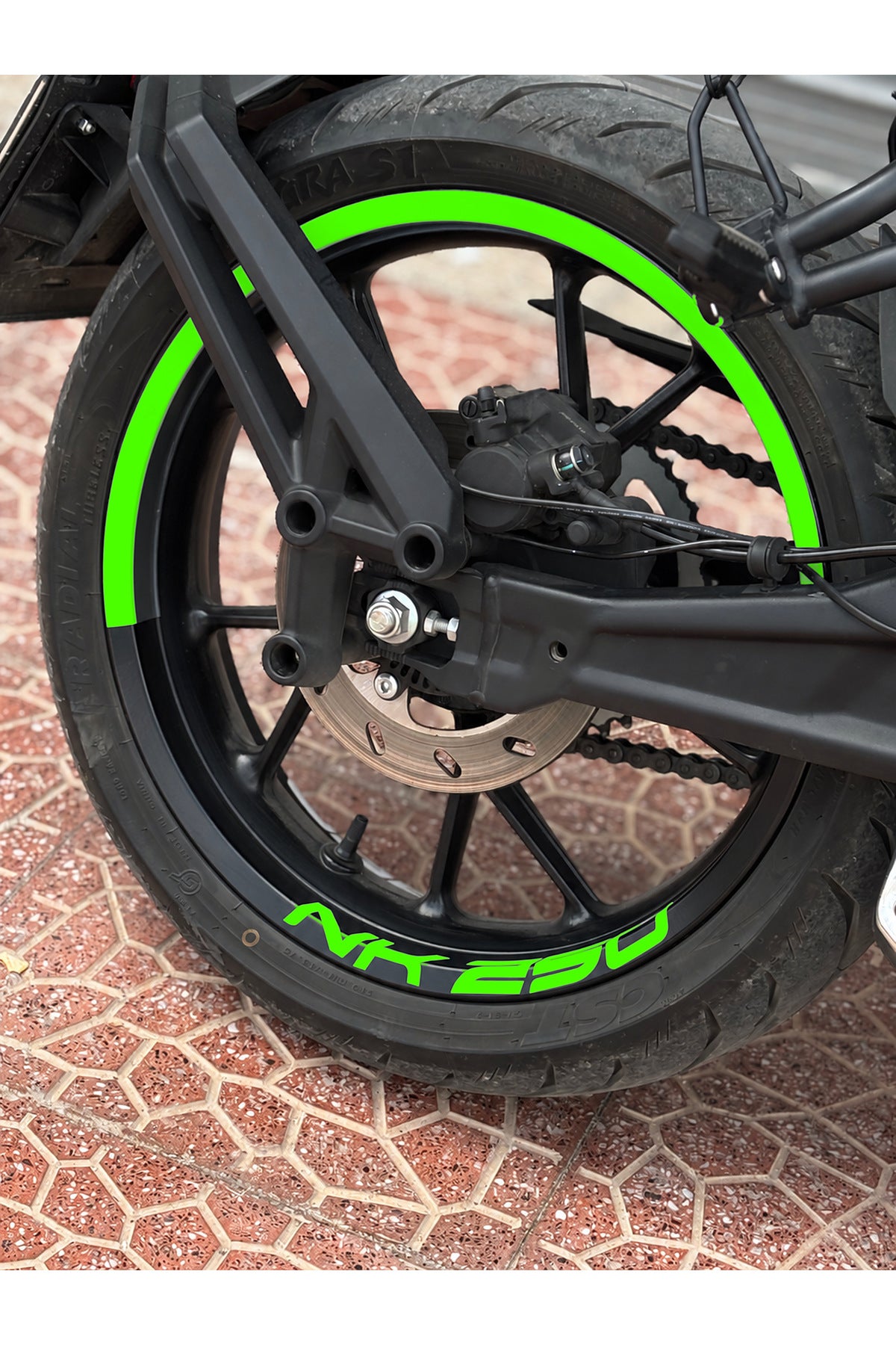 CFMOTO NK250 için Yarım Jant+ NK250 Yazıları Jant Şeridi Sticker Seti (Ön-Arka Yeterli)