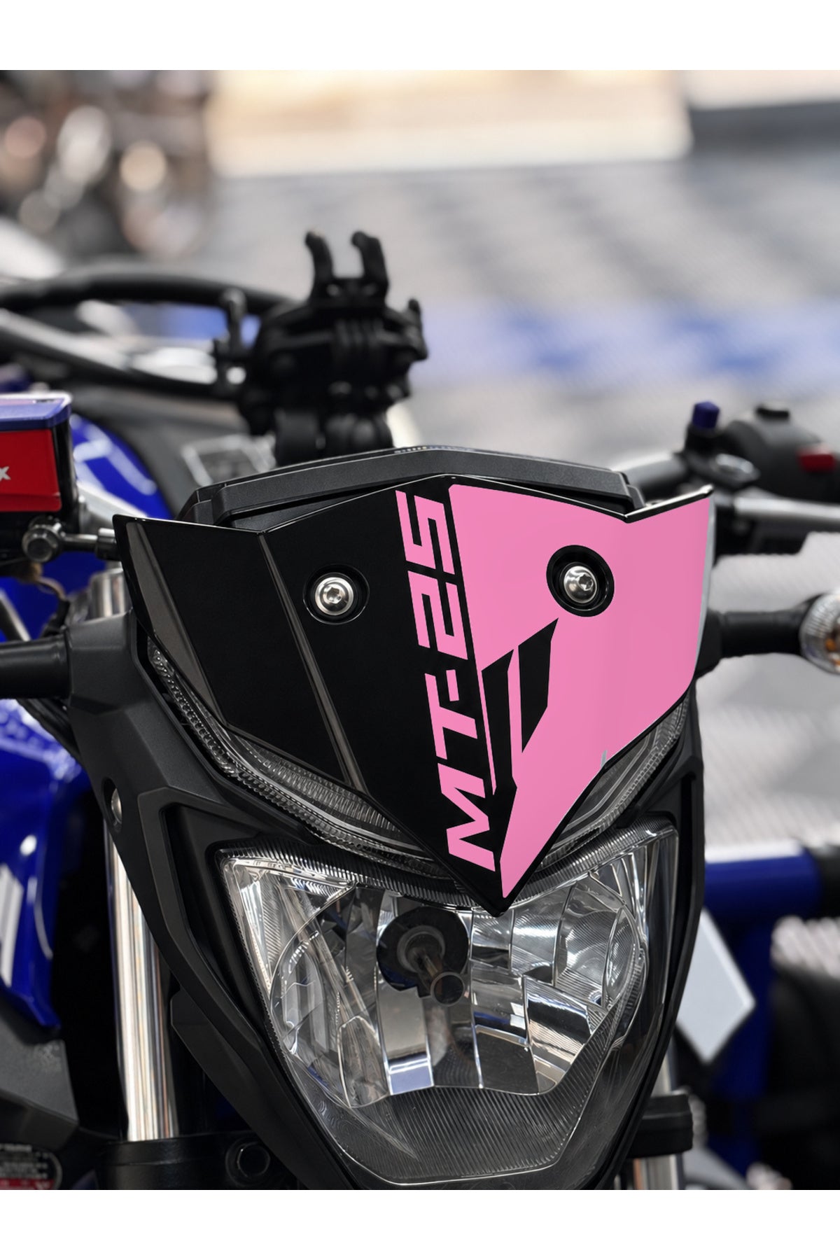 Yamaha MT-25 Eski Kasa için Yazılı-MT Logolu Kafa Detay Sticker