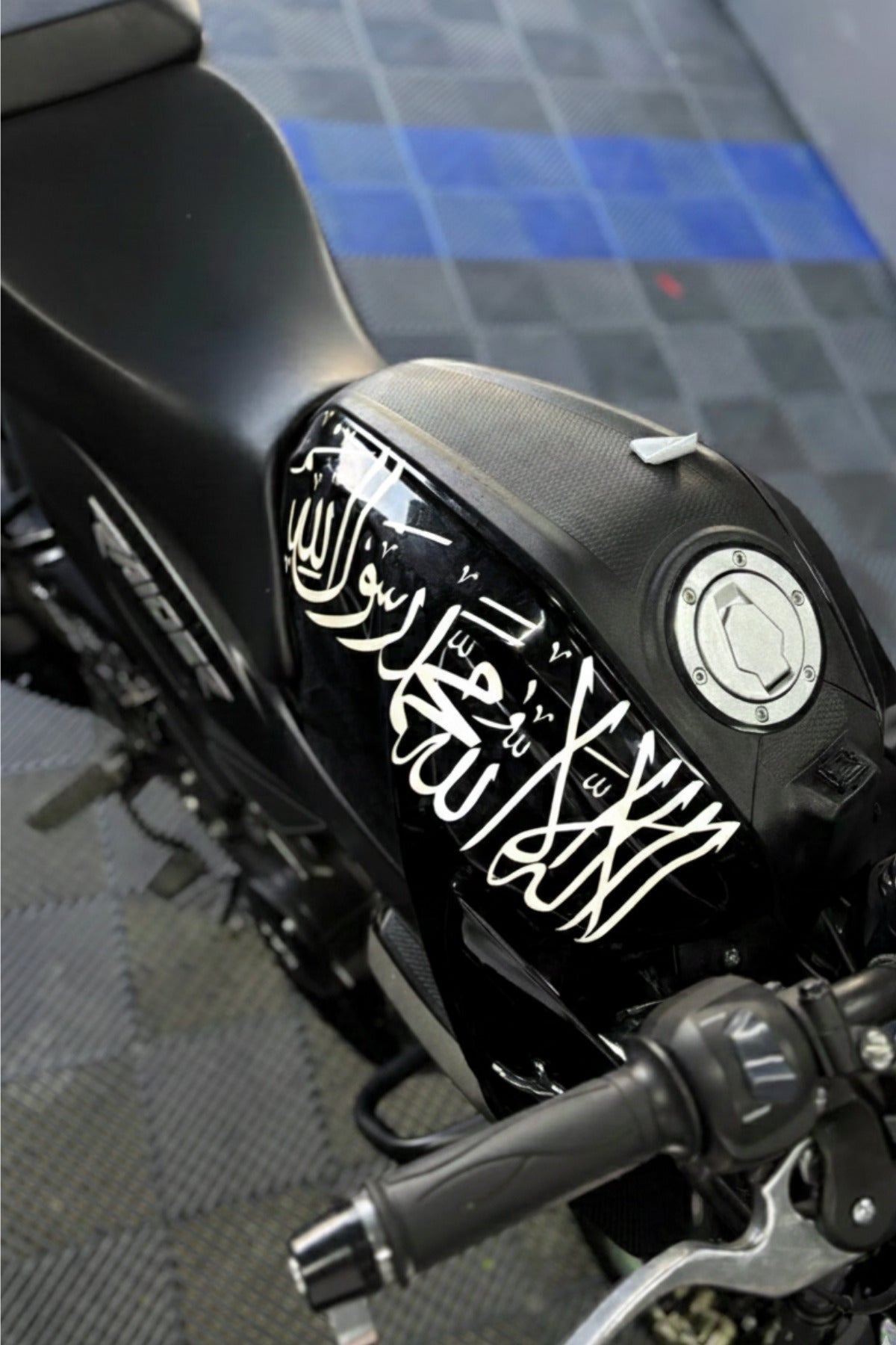 TVS Raider Depo için Kelime-i Tevhid Sticker