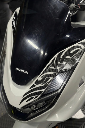 Honda PCX için Uyumlu Far Üstü Tribal Desen Mat Karbon Sticker Etiket (Tam Uyumlu Kesme Biçmesiz)
