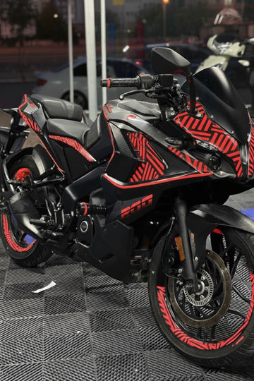 Bajaj Pulsar RS200 için Komple Baskılı Sticker Seti