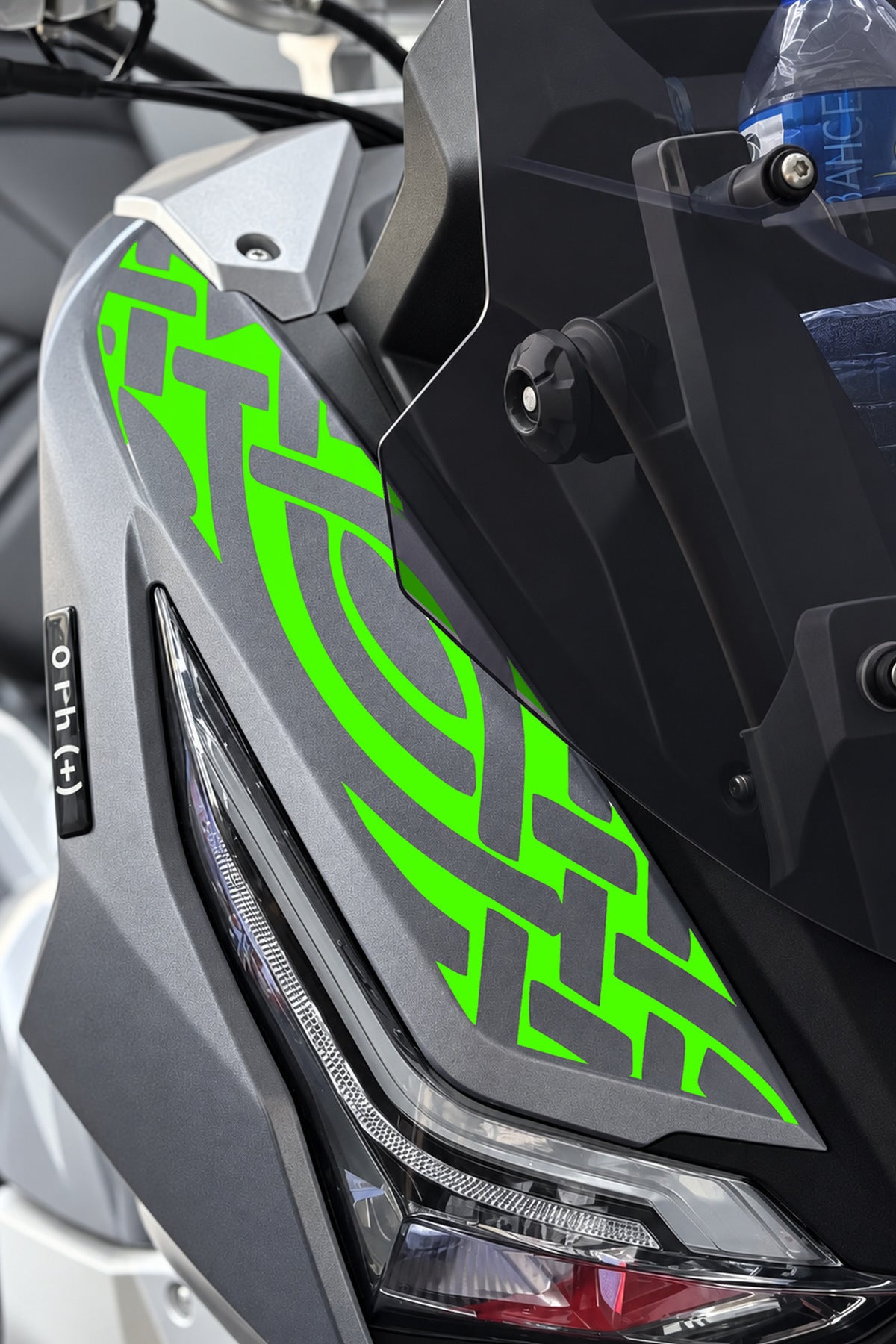 RKS Freccia Scooter için Ön Panel Tribal Desen Sticker Etiket ( 1 Adet)