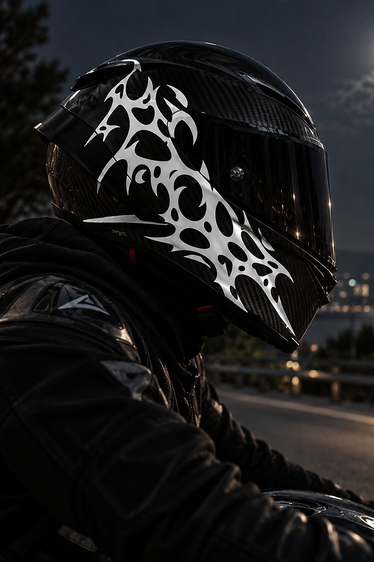 Kask ve Motosiklet için Gotik Ultra Tribal V1 Sticker Etiket (1 Adet)
