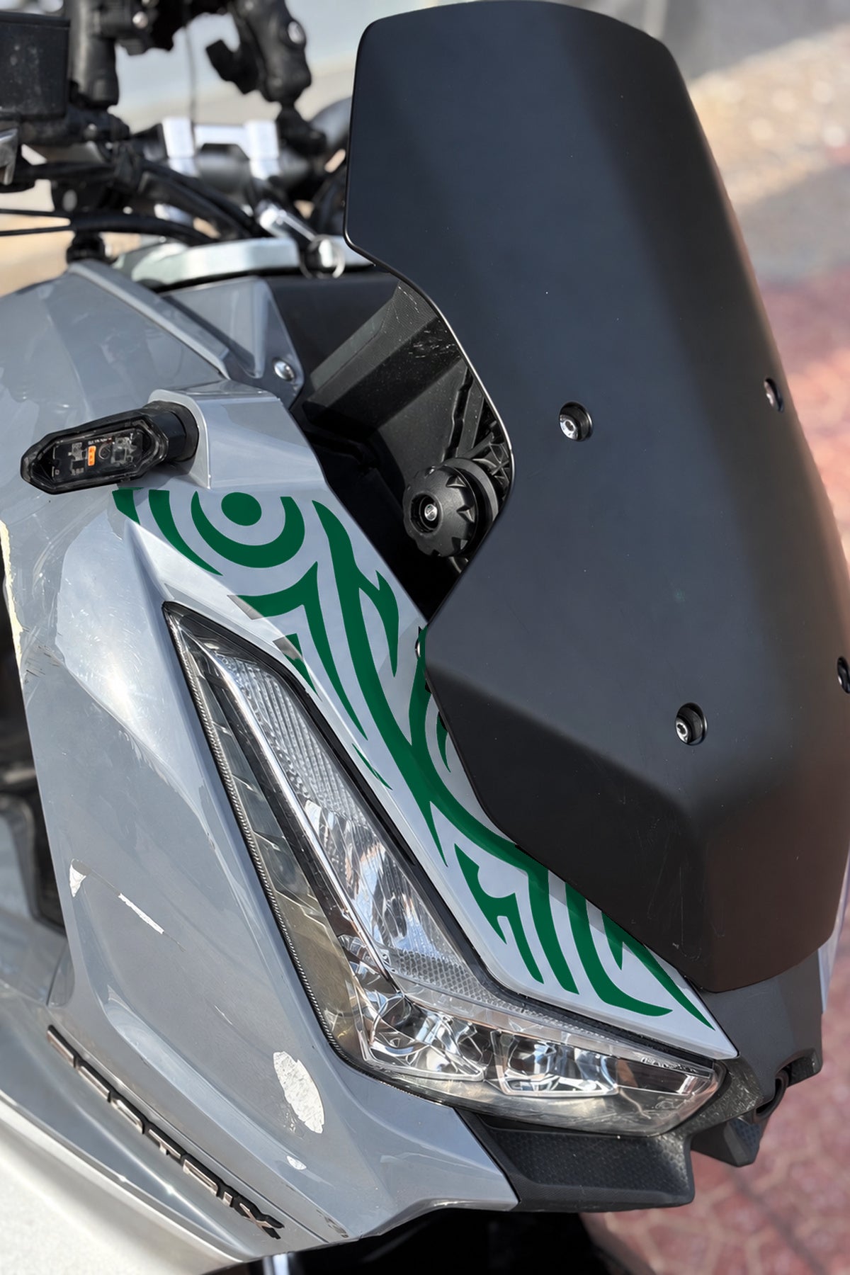 Arora Beatrix Scooter Ön Panel Tribal Desen Dövme Sticker