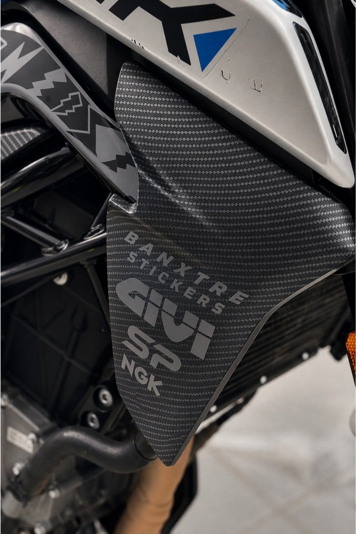 CFMOTO NK250 için Yan Kapak Sponsor Sticker Seti