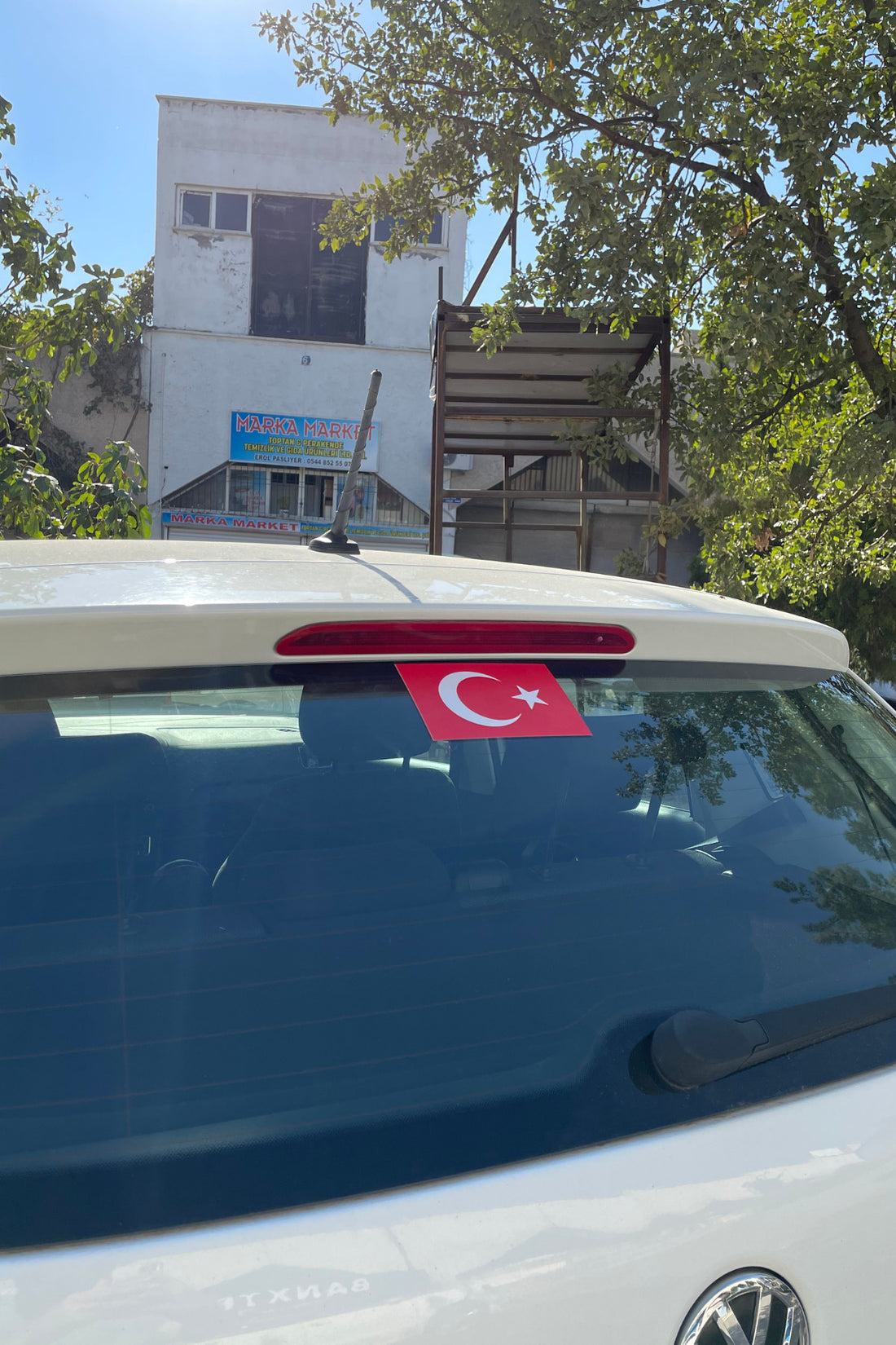 Araba Arka Camı için Türk Bayrağı Sticker Etiket 15CMx1OCM (1 Adet) 5 Yıl Solmama Garantili