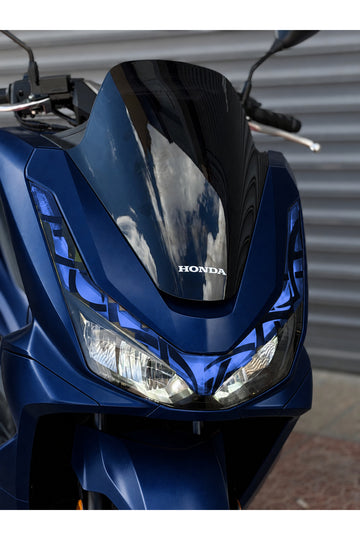 Honda PCX Deluxe için Tribal Dövme Desenli Far Filmi Far Tasarım Sticker (2025-2026 Uyumlu)