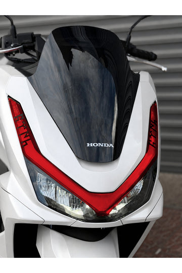 Honda PCX Deluxe için Göktürkçe Türk Yazılı Far Filmi Far Tasarım Film Sticker (2025-2026 Uyumlu)