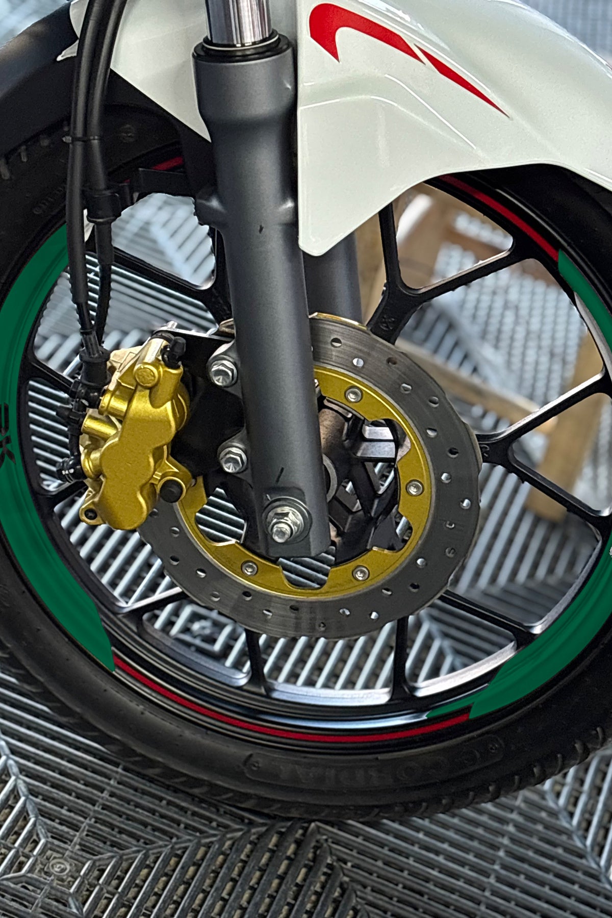 RKS RK125 için 8 Parça RK Yazılı Çeyrek Karşılıklı Jant Şeridi (Ön ve Arka Yeterli)