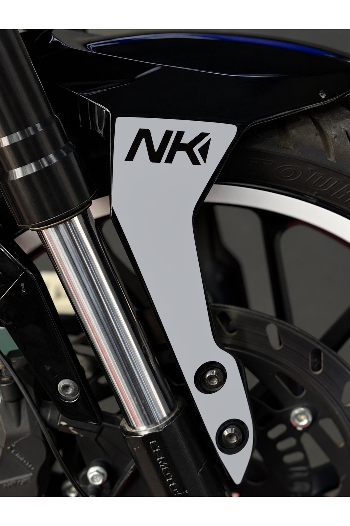 CFMOTO NK250 için NK YAZI Detaylı Çamurluk Yanı Detay Sticker (Sağ ve Sol)