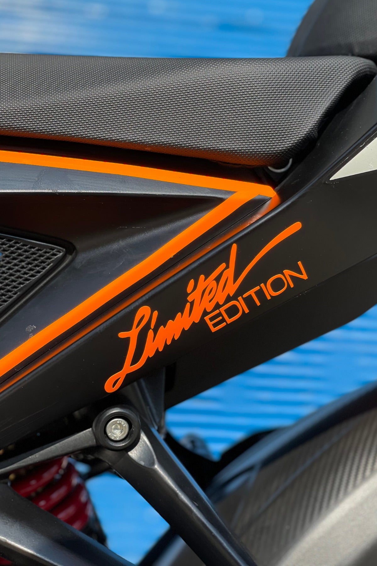 Araba-Kask-Motor için Orafol Neon Turuncu Limited Edition Sticker Etiket (1 Adet)
