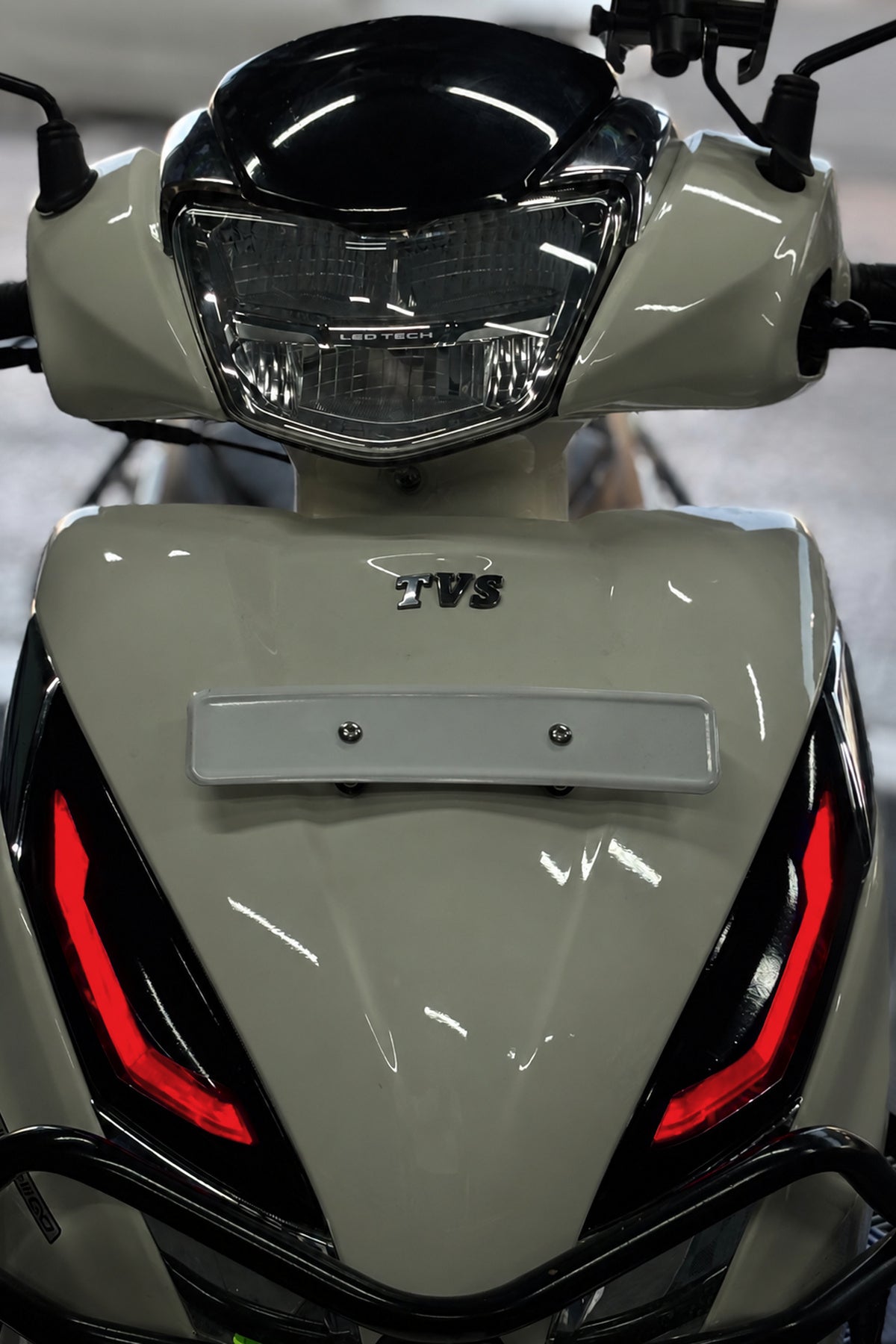 TVS Jupiter 125 için Sinyal Tasarım Seti (Renkli Film+Siyah Folyo) Hazır Kesim