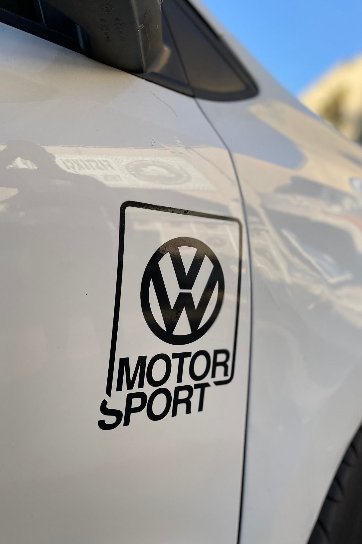 Volkswagen Arabalar için Siyah Volkswagen Dikey Motorsports Sticker Etiket 20CMx14CM (1 Adet)