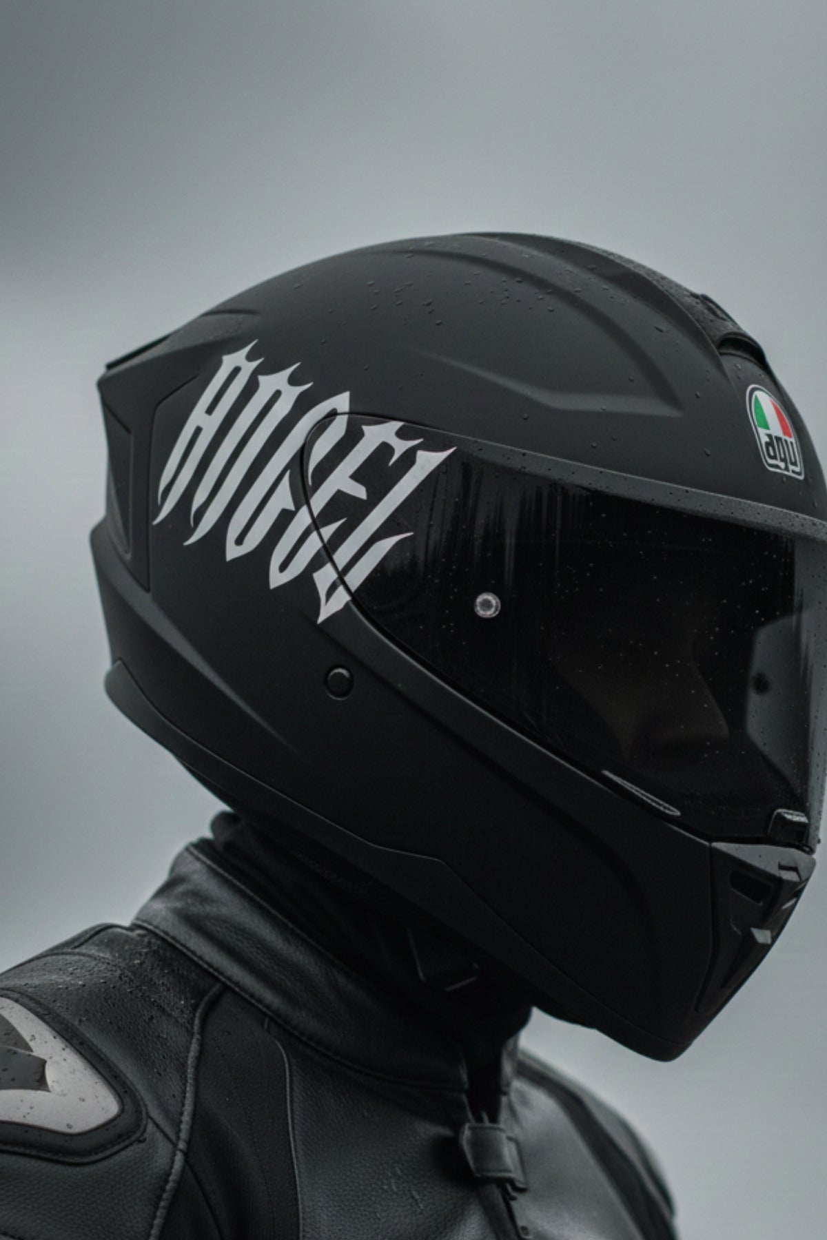 Kask için Sticker Gotik Yazı Tipiyle ANGEL Sticker Etiket (Tek Taraf)