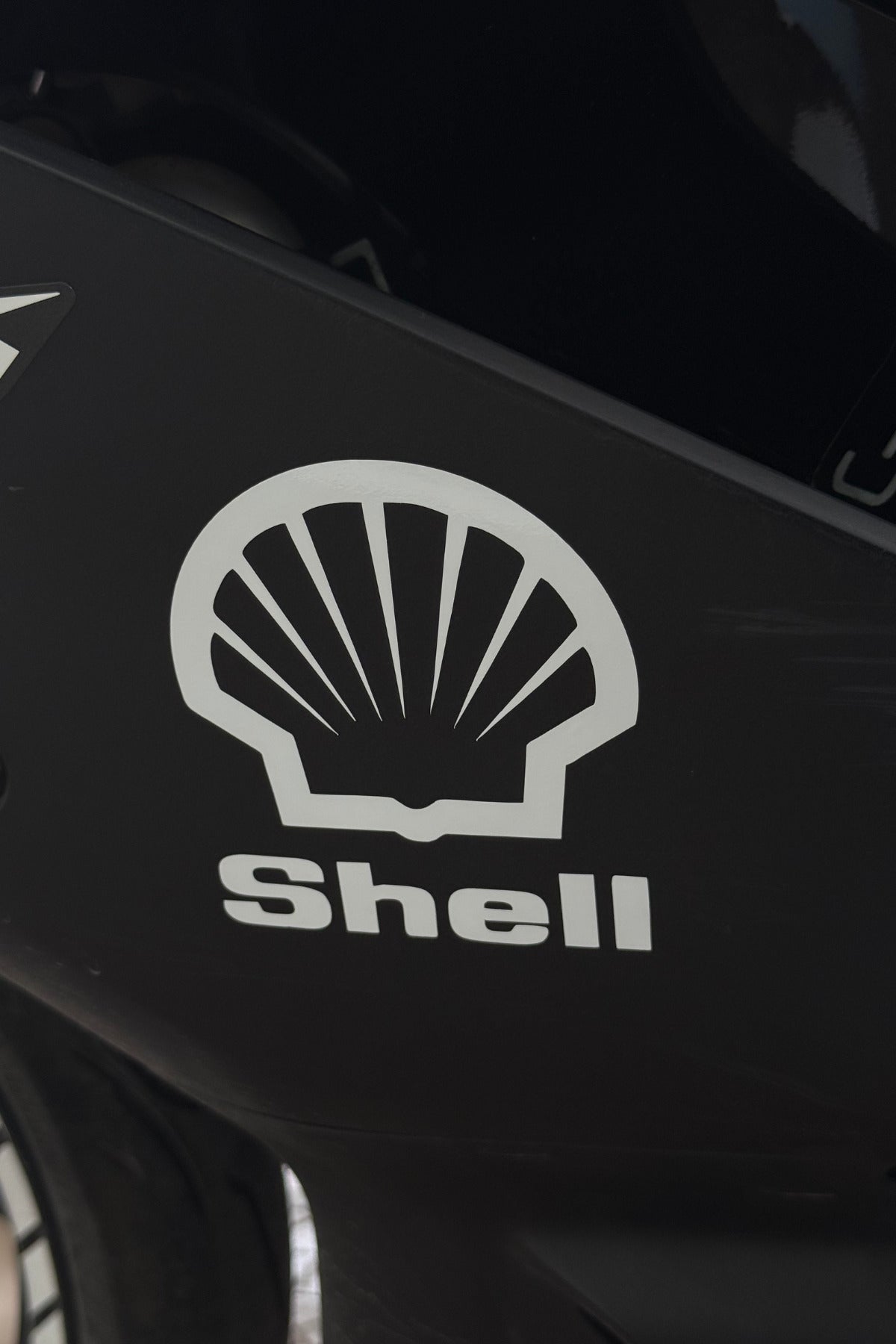 Motor-Araba-Laptop için Beyaz Shell Sticker ( 8,5CMX10CM) 1 Adet