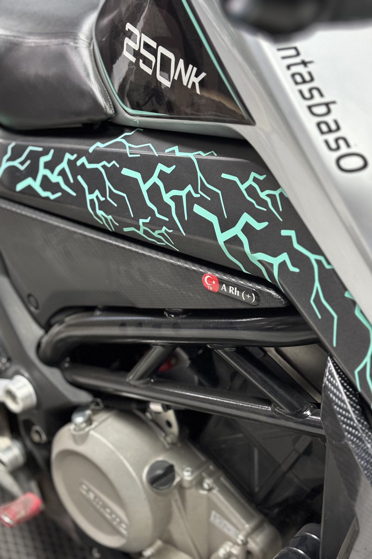 Motor-Araba-Kask için Nane Yeşil Yıldırım Şimşek Sticker Etiket (16'lı)