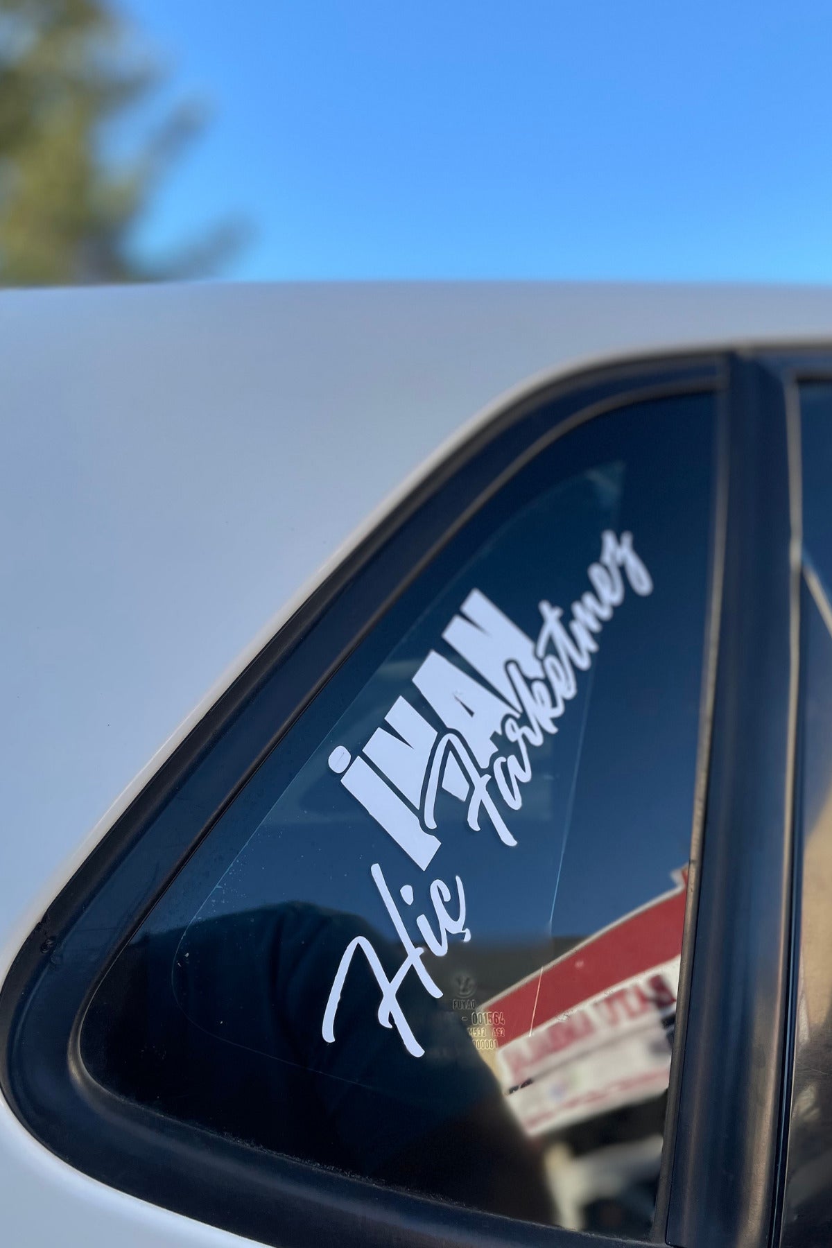 Motor-Araba için Beyaz Renk İnan Hiç Farketmez Sticker Etiket 20CMx7CM (1 Adet)