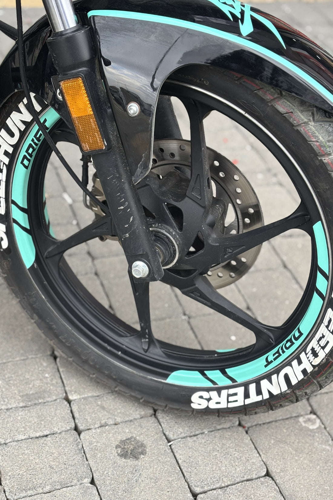 Mondial Drift-L için Nane Yeşili Jant Şeridi Sticker Etiket Seti (8 Parça)