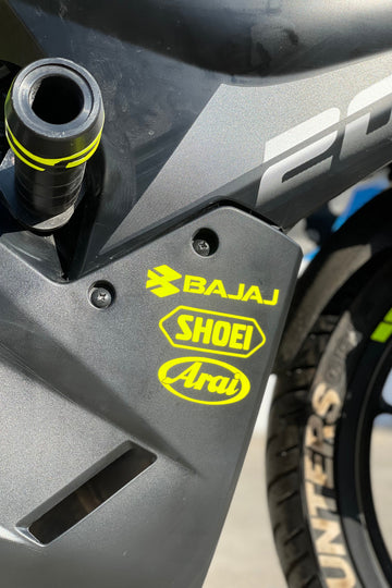 Bajaj Motor Grubu için Sponsor Seti Neon Sarı Shoei-Arai-Bajaj Sticker Etiket 10CMx8CM (1 Adet)